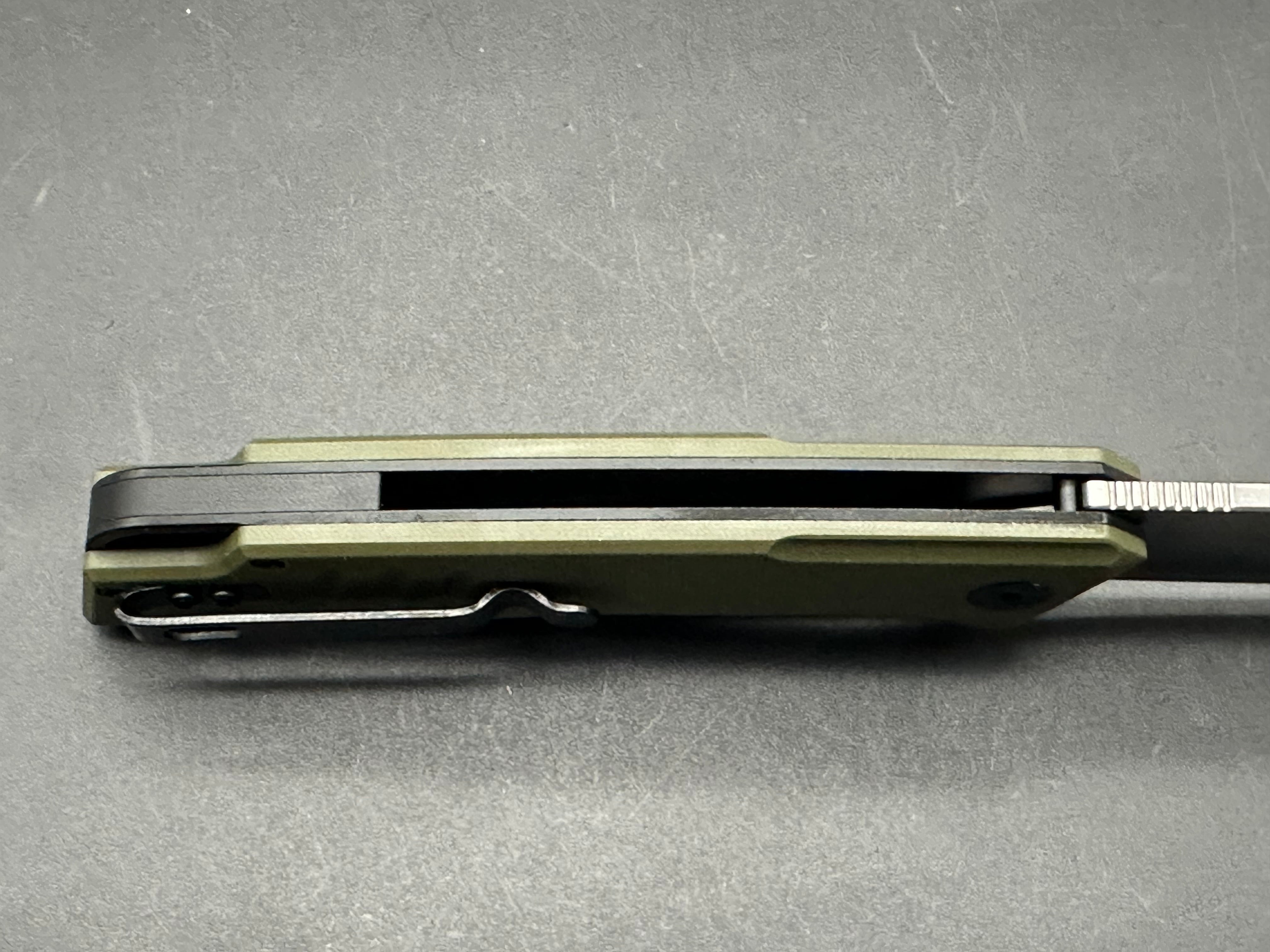 PETRIFIED FISH LOCO FLIPPER POCKET KNIFE GREEN G10 HANDLE D2 PLAIN EDGE SATIN FINISH B02-GRS