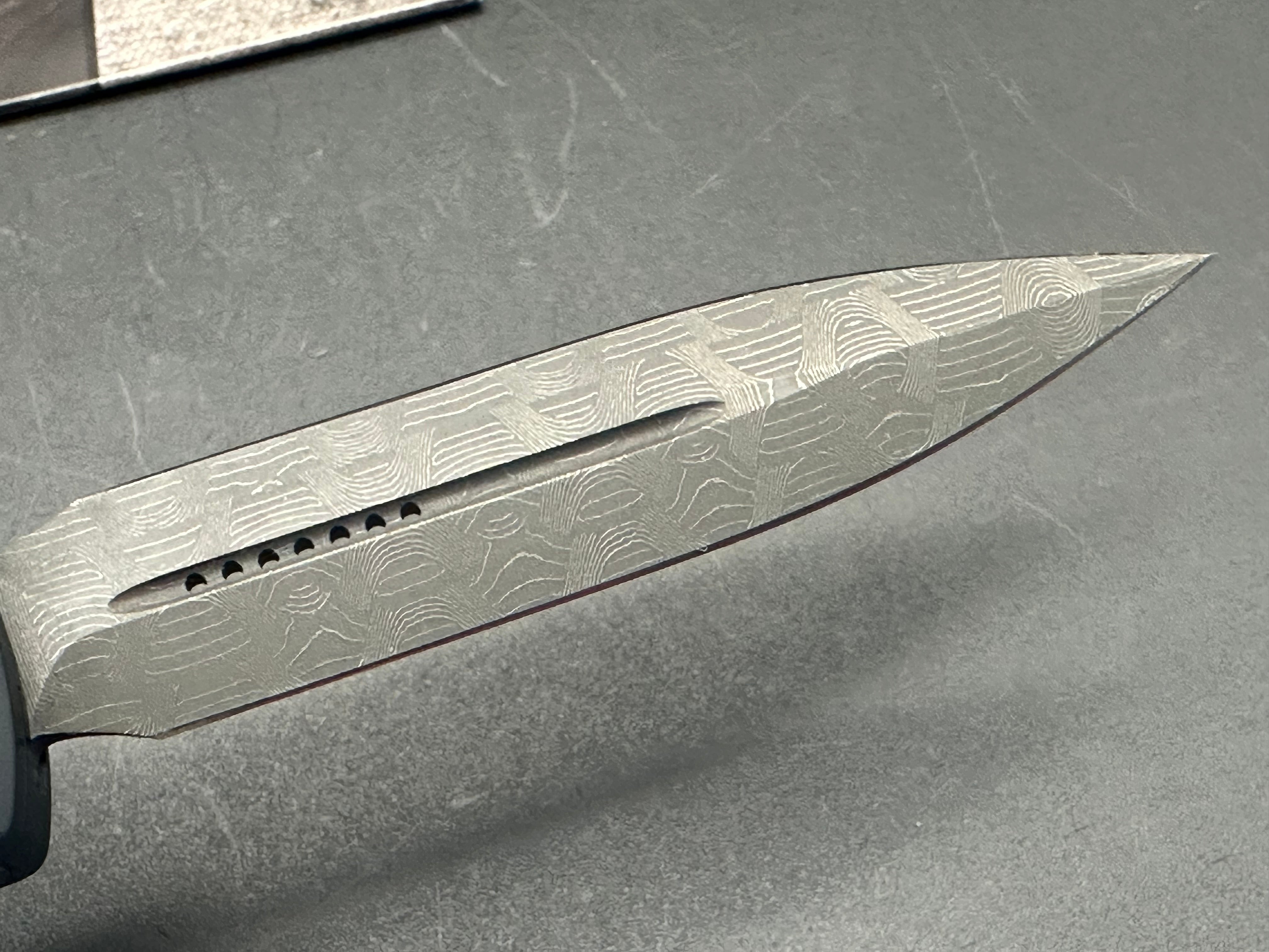 Microtech UTX-85 Double Edge Damascus BNIB