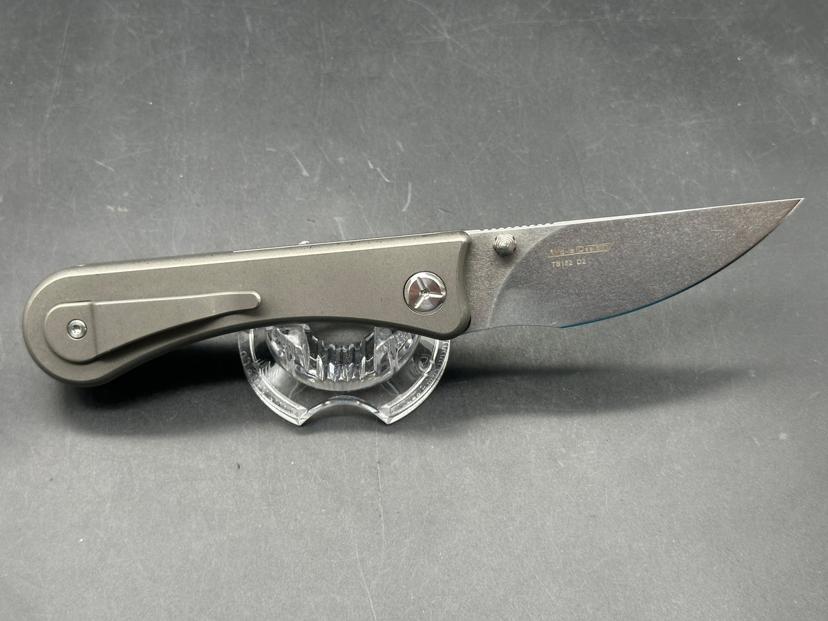 TwoSun TS152/ Wong Design/ titanium handle/D2 blade