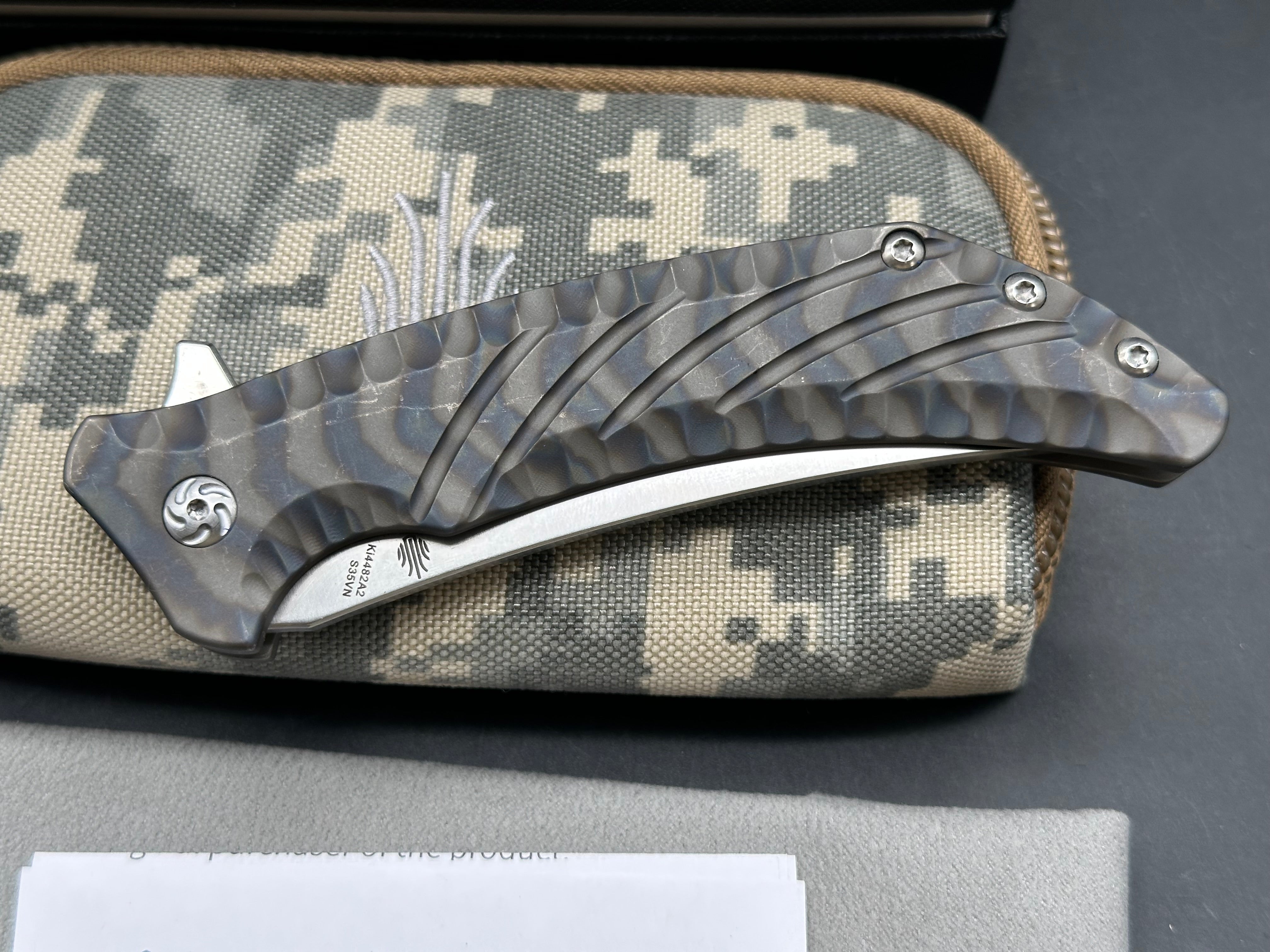 Kizer Nomad Dirk Pinkerton design 3.75 trailing point, flat grind, satin CPM-S35VN upswept blade
