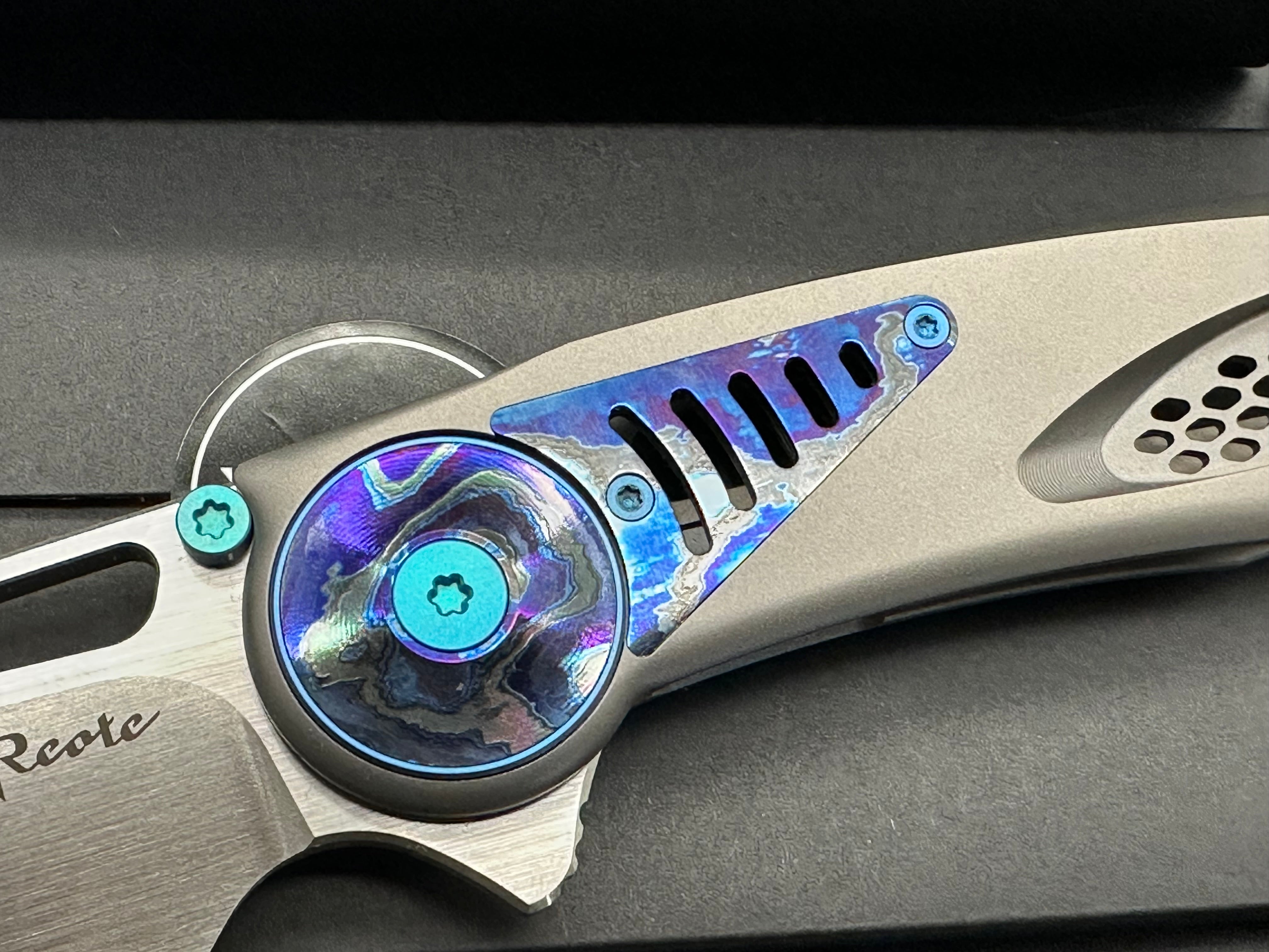 Reate Knives + Alvin Lee - GTR/Grey Milled Integral Ti Handle w/ Zircoti Inlays & Blue Ano Accents