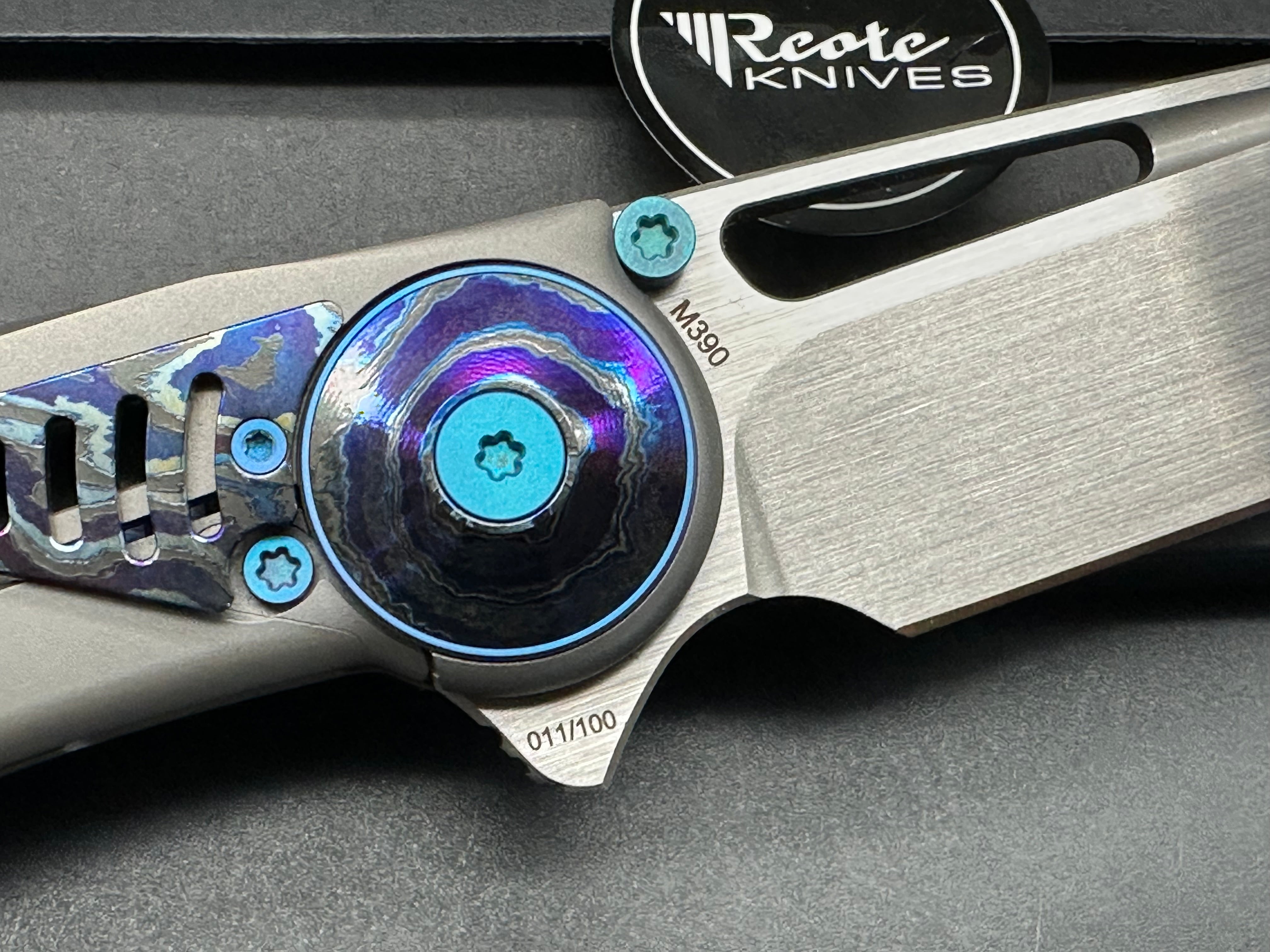 Reate Knives + Alvin Lee - GTR/Grey Milled Integral Ti Handle w/ Zircoti Inlays & Blue Ano Accents