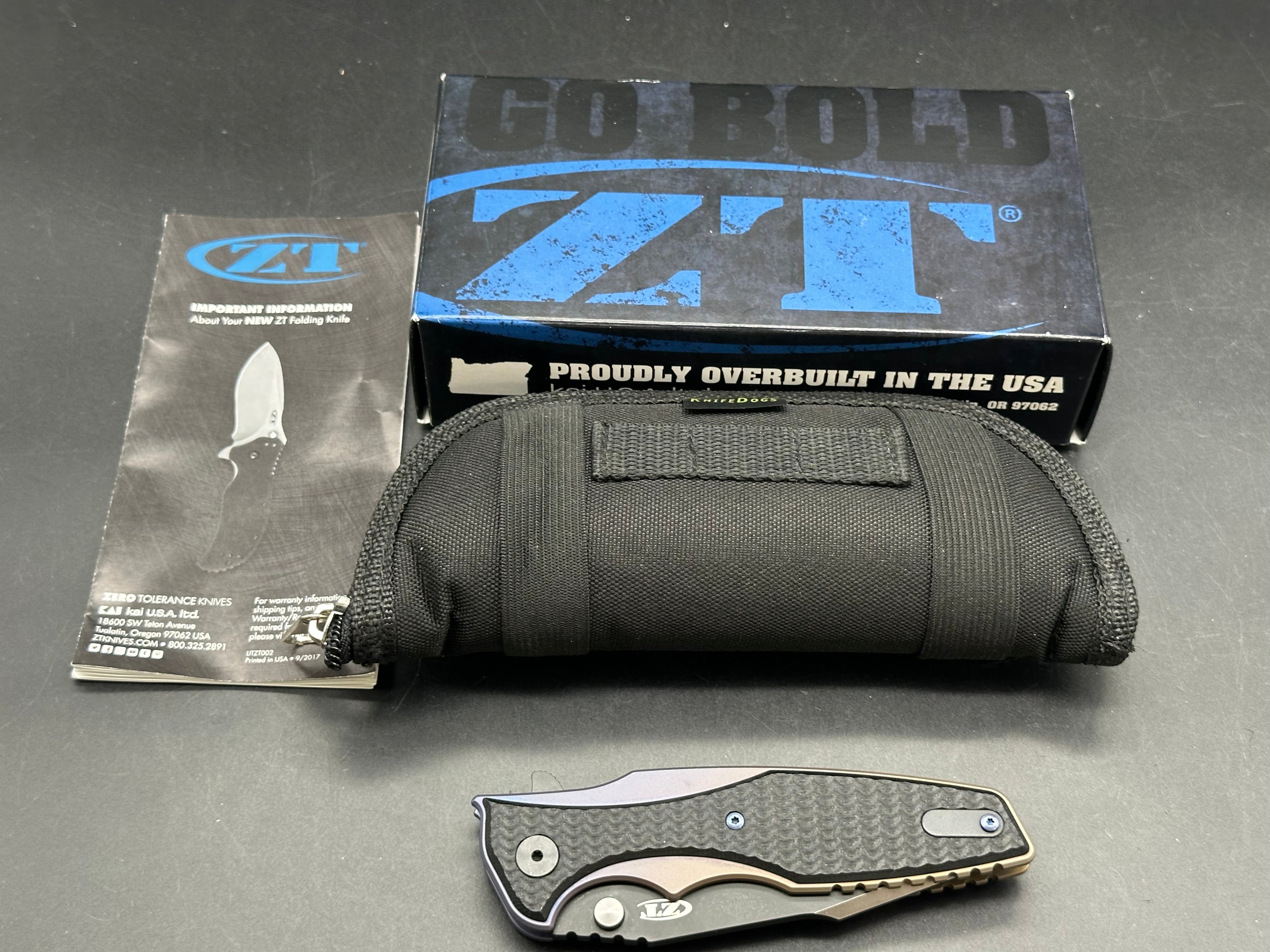 Zero Tolerance ZT 393 Rick Hinderer design. Hinderer Maximus inspired. 3.5 inch flat grind, bead blasted, two tone CPM-20CV blade