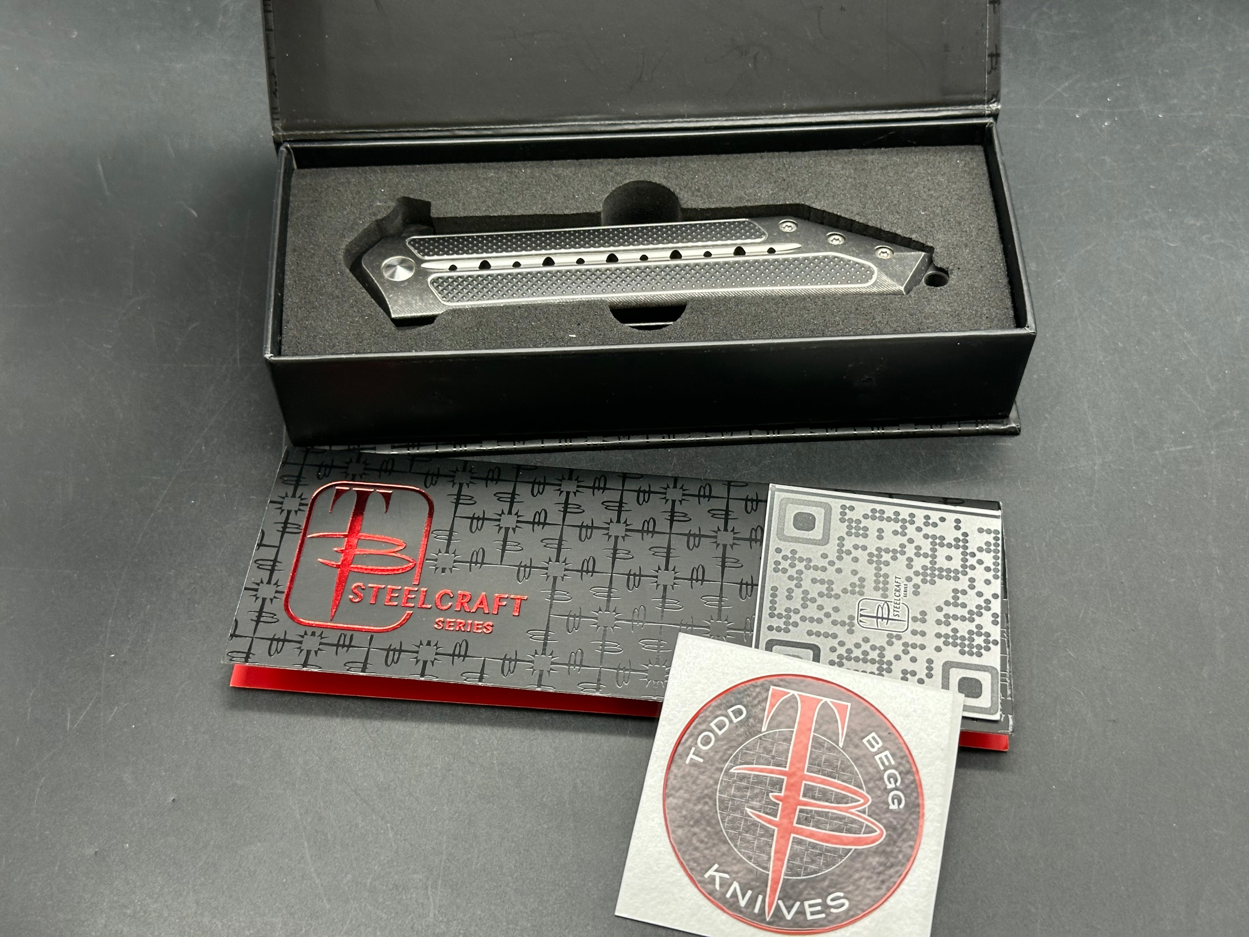 Reate and Todd Begg SteelCraft Sun Tzu Kwaiken: Todd Begg designs first full production knife