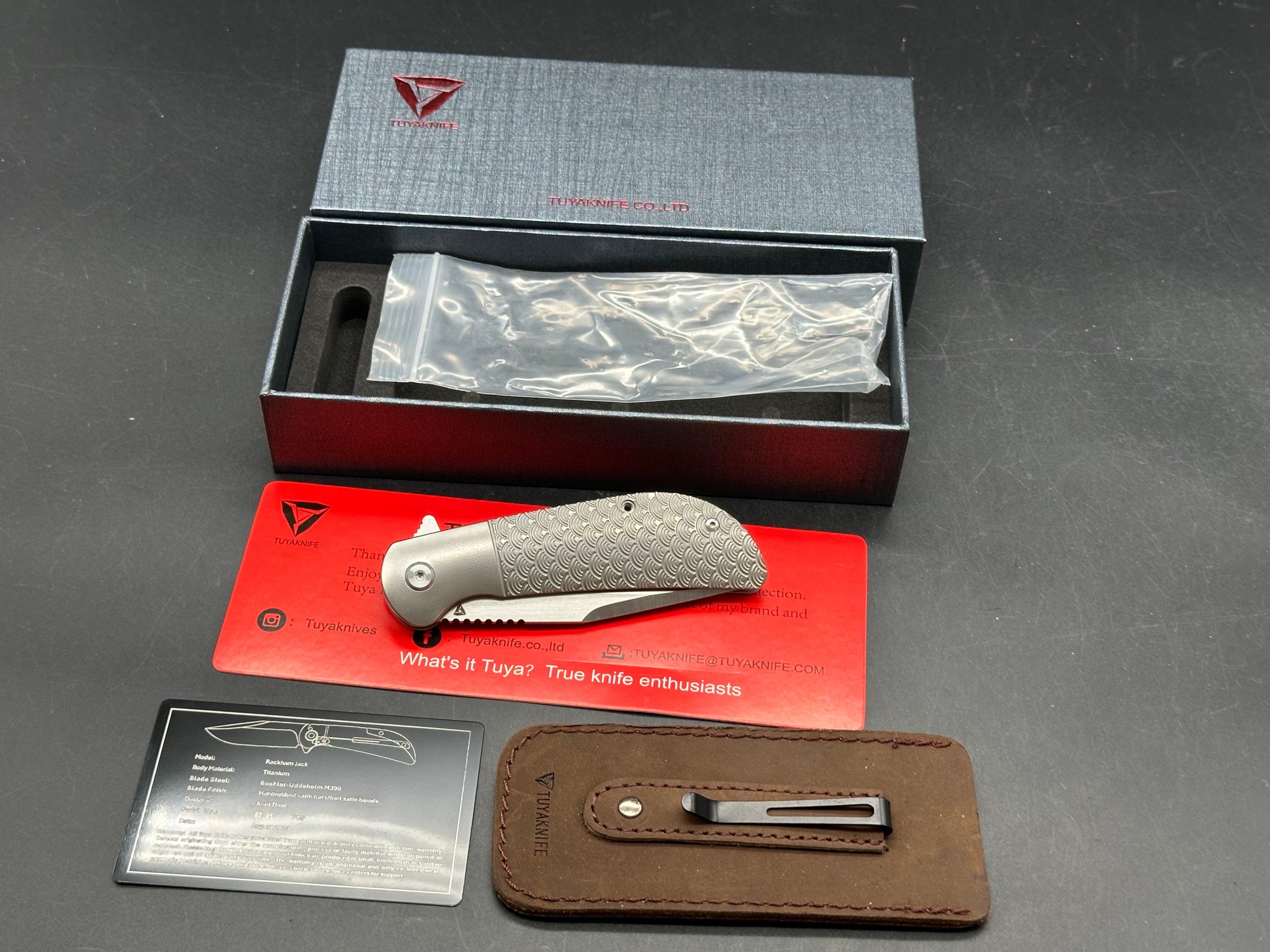 Tuyaknife Rackham Jack: Andy Thiel limited edition design. 3.25 inch drop point Bohler M390 blade. Jigged titanium scales