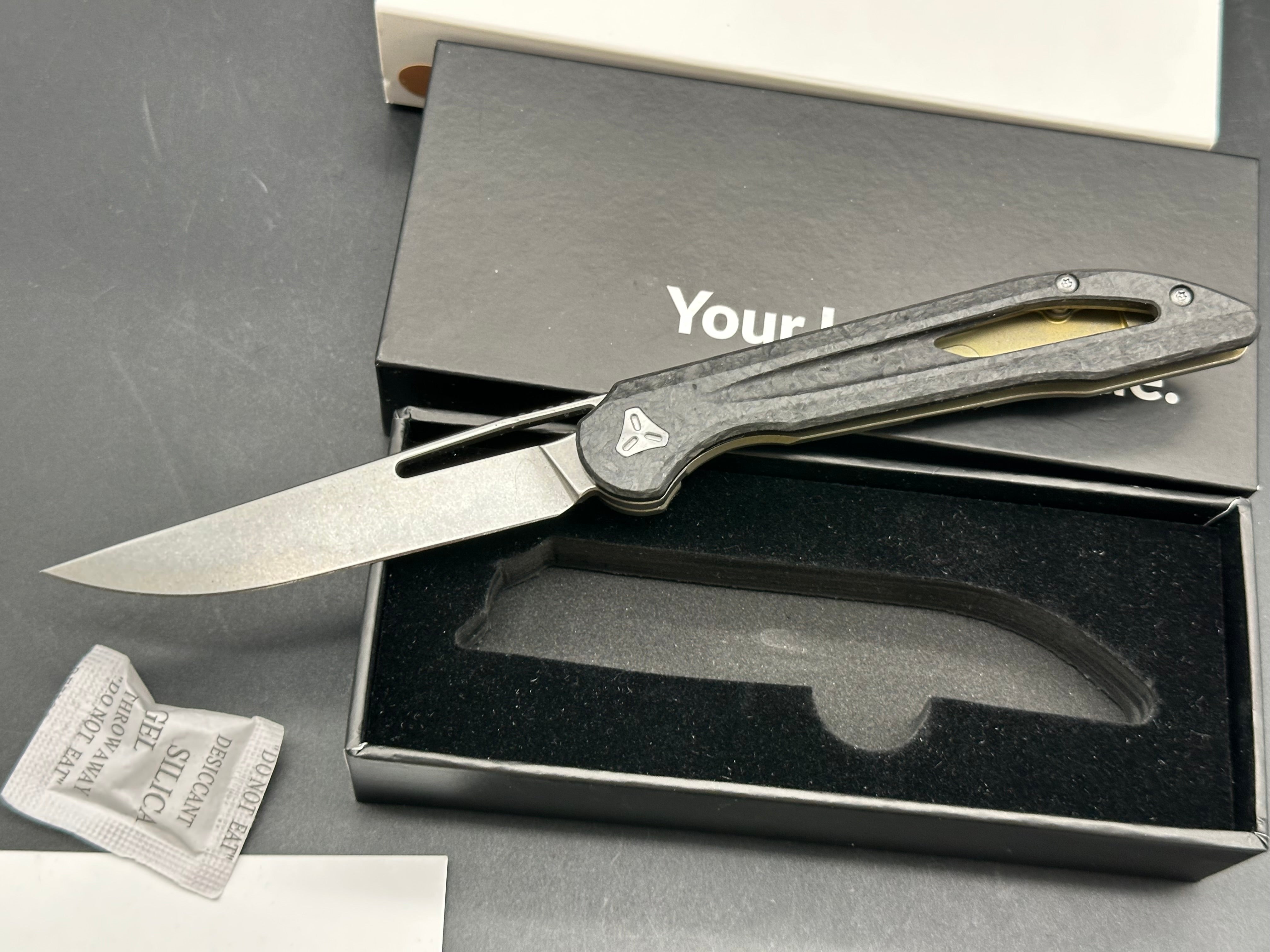 Boos Blades Smoke 2.0: 3.5 inch drop point Bohler M390 blade. Anodized bronze handle