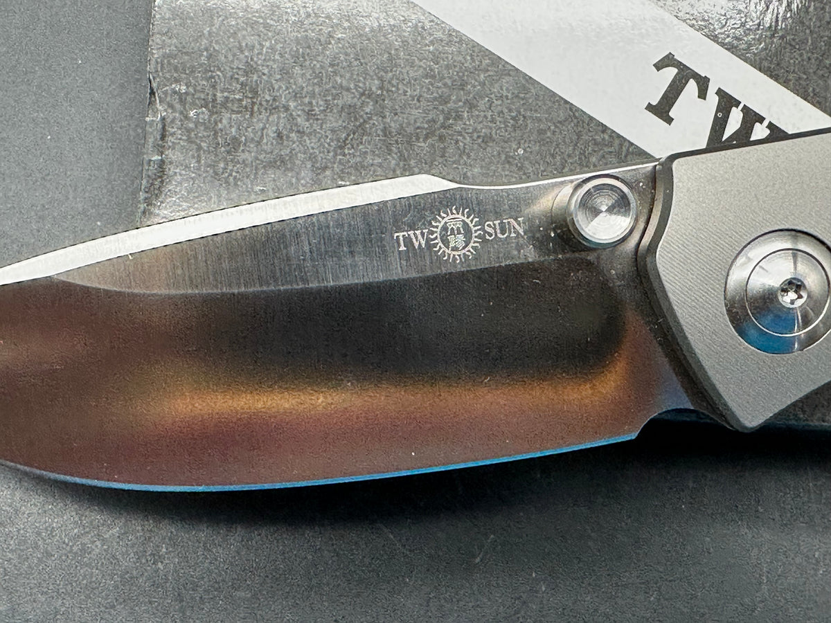 TWOSUN FOLDING KNIFE GRAY TITANIUM HANDLE K110 PLAIN EDGE TS576-K110-GRAY