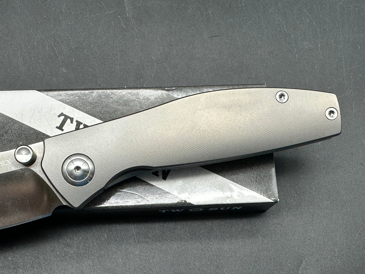 TWOSUN FOLDING KNIFE GRAY TITANIUM HANDLE K110 PLAIN EDGE TS576-K110-GRAY