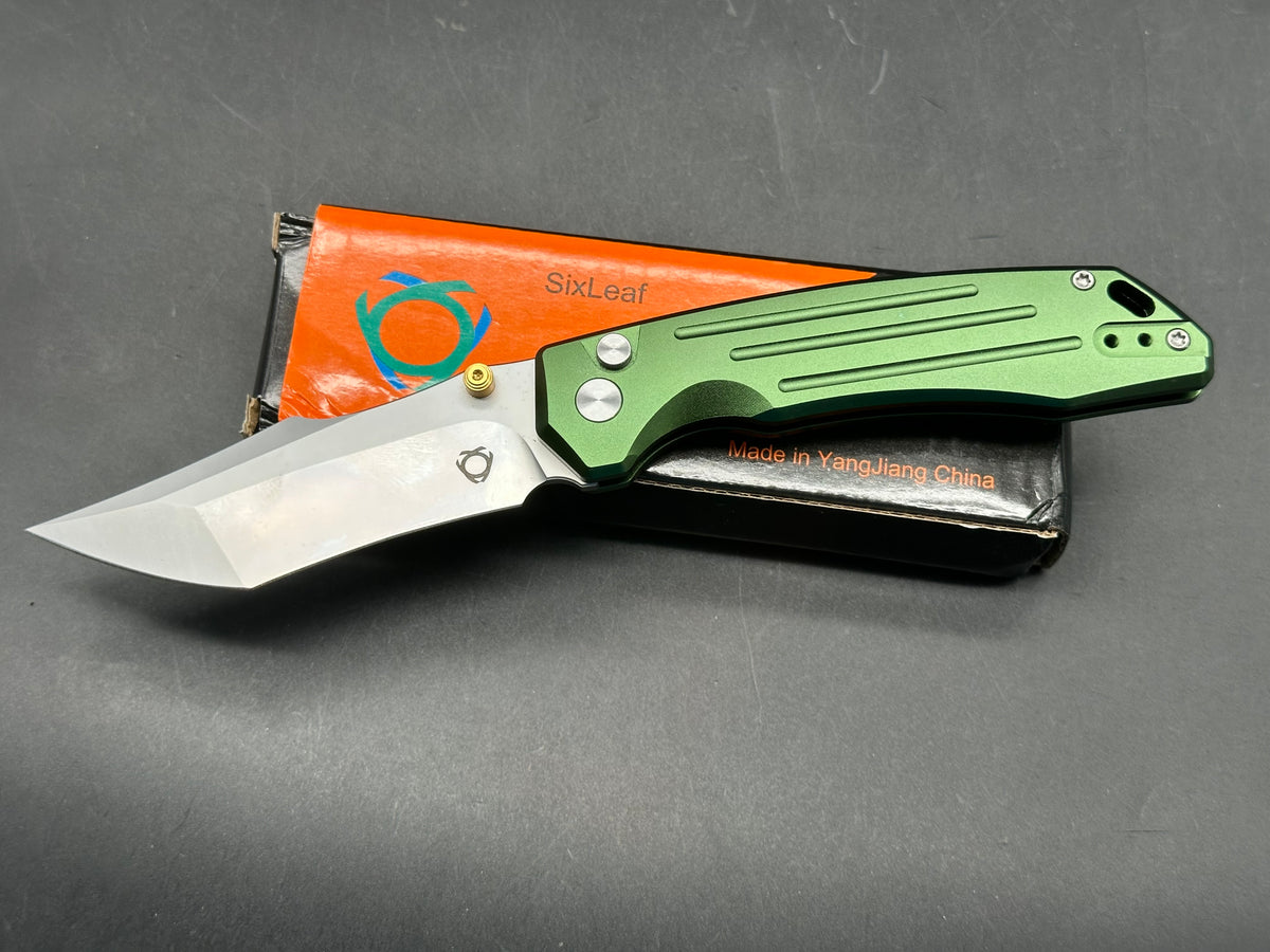 SIXLEAF SL-82 FOLDING KNIFE GREEN ALUMINUM HANDLE 14C28N HARPOON PLAIN EDGE