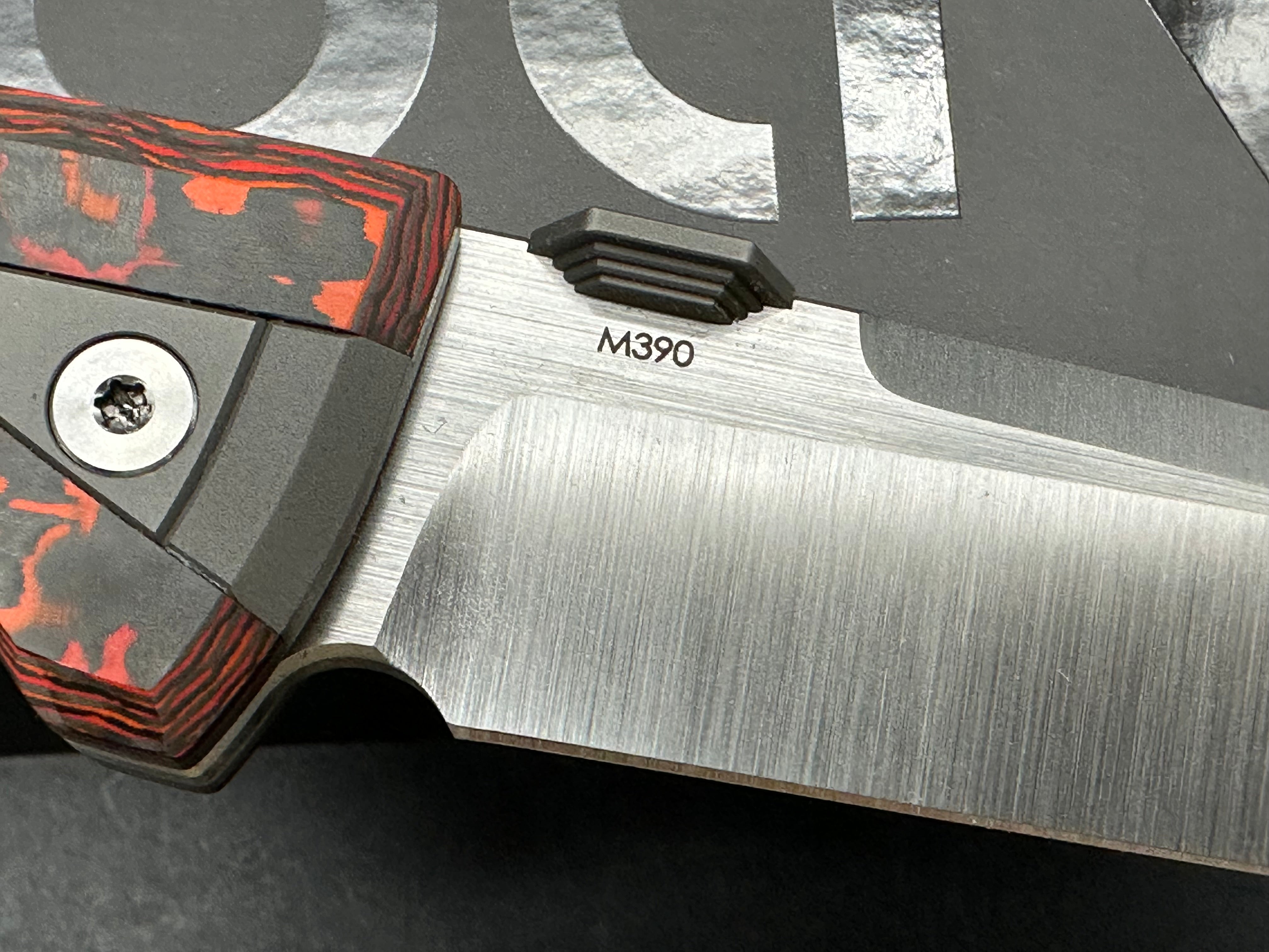 Suprlativ Matador: 3.875 Bohler M390 blade titanium frame with Mars Valley Fat Carbon Fiber inlays