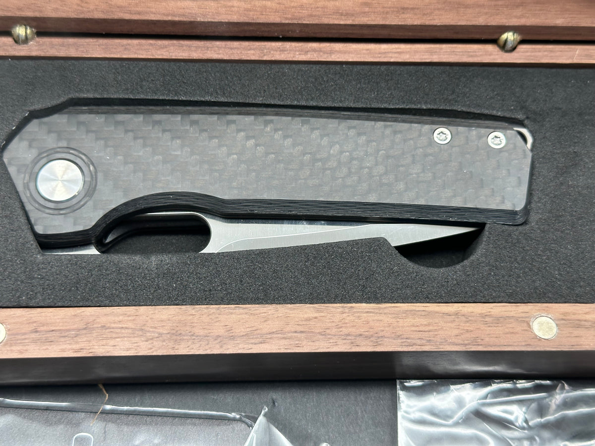 VANGUARD BREAKER FOLDING KNIFE CARBON FIBER HANDLE S35VN BLADE