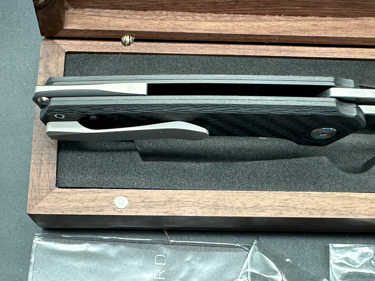 VANGUARD BREAKER FOLDING KNIFE CARBON FIBER HANDLE S35VN BLADE