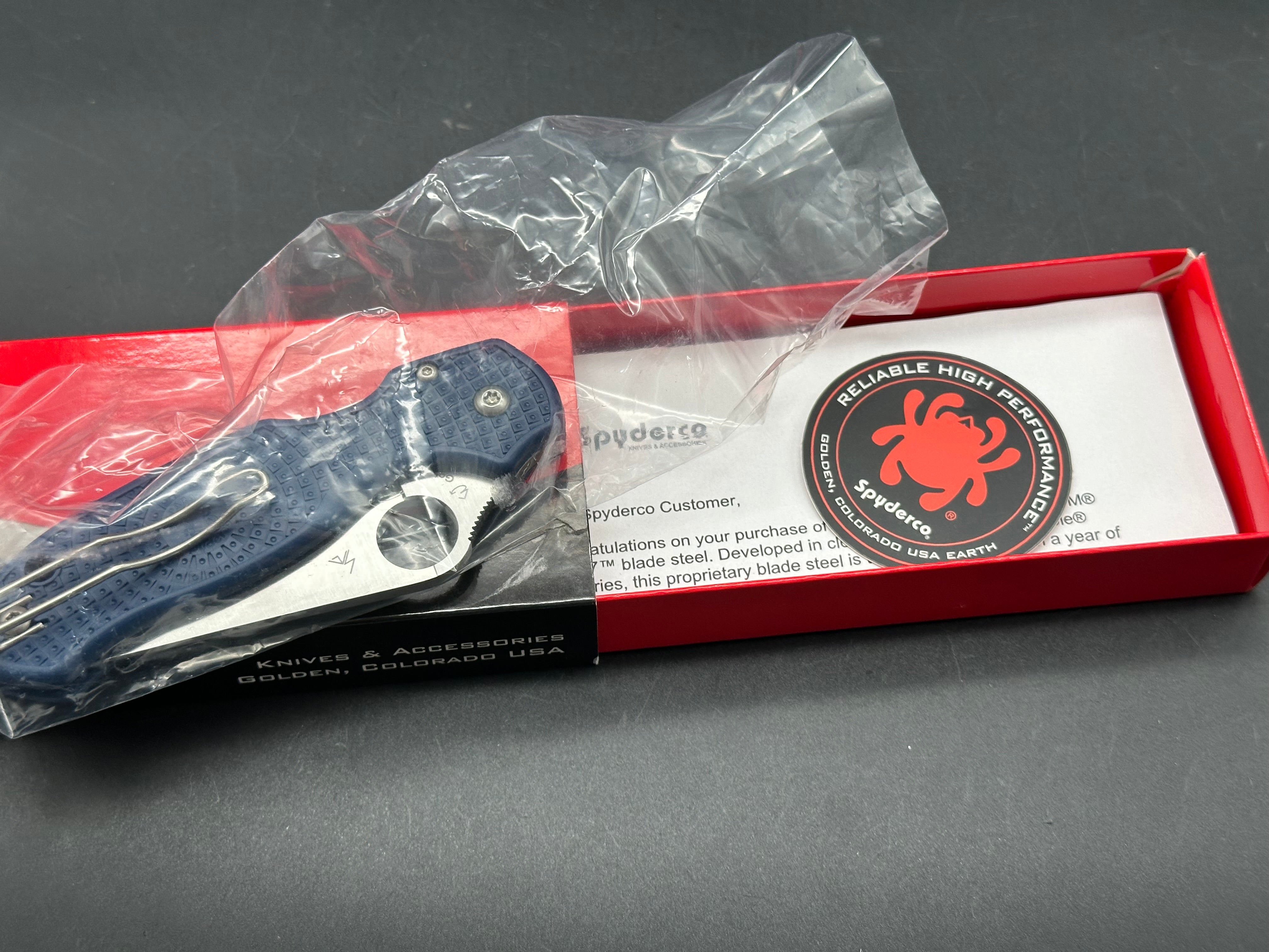Spyderco Para 3 Lightweight, 2.93" CPM SPY27 Satin Blade with Cobalt Blue FRN Handle