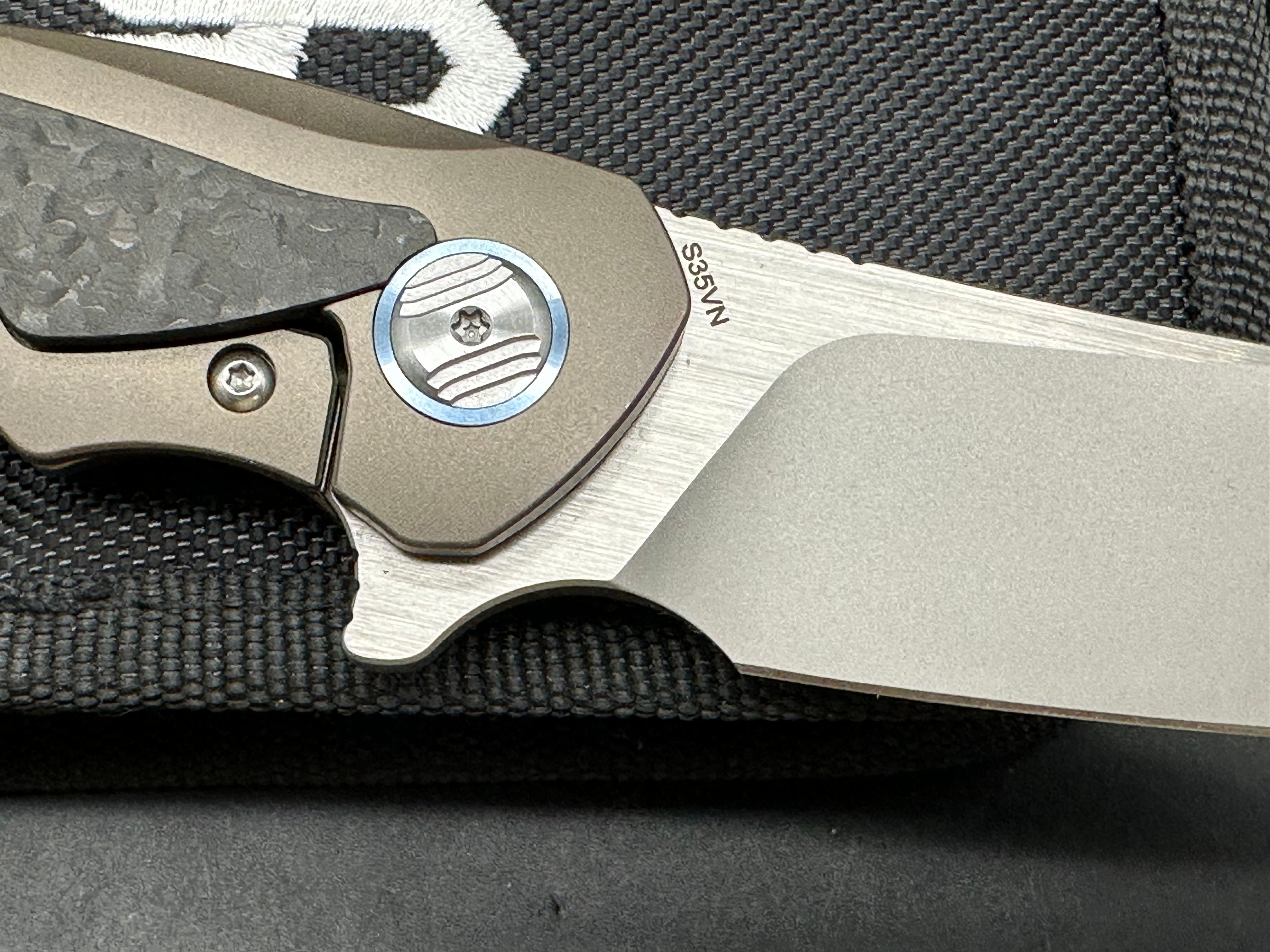 Bestech Pterodactyl: 3.64 bead blasted, satin finish CPM-S35VN blade