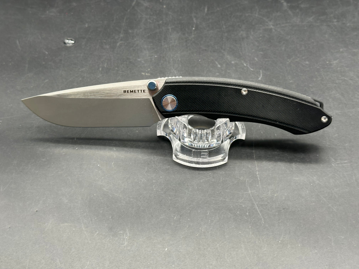 Remette Wild Species black G10 handle w/14c28n blade