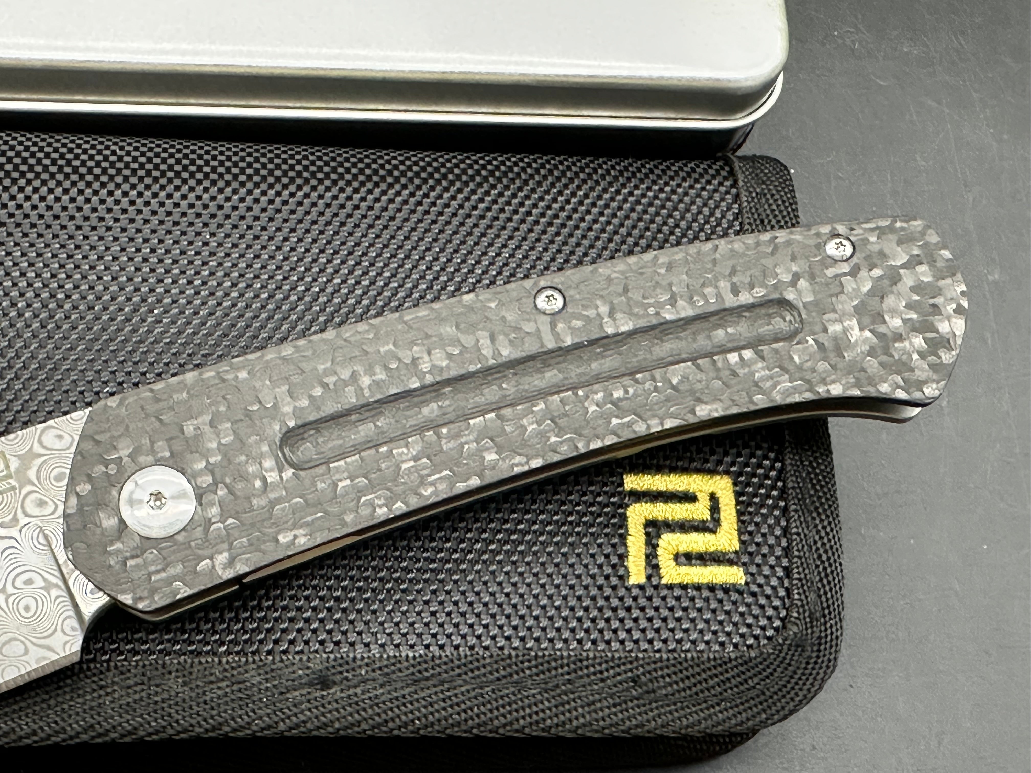 Artisan Cutlery Centauri: 3.5 inch Damascus blade. Front flipper. Carbon fiber front scale