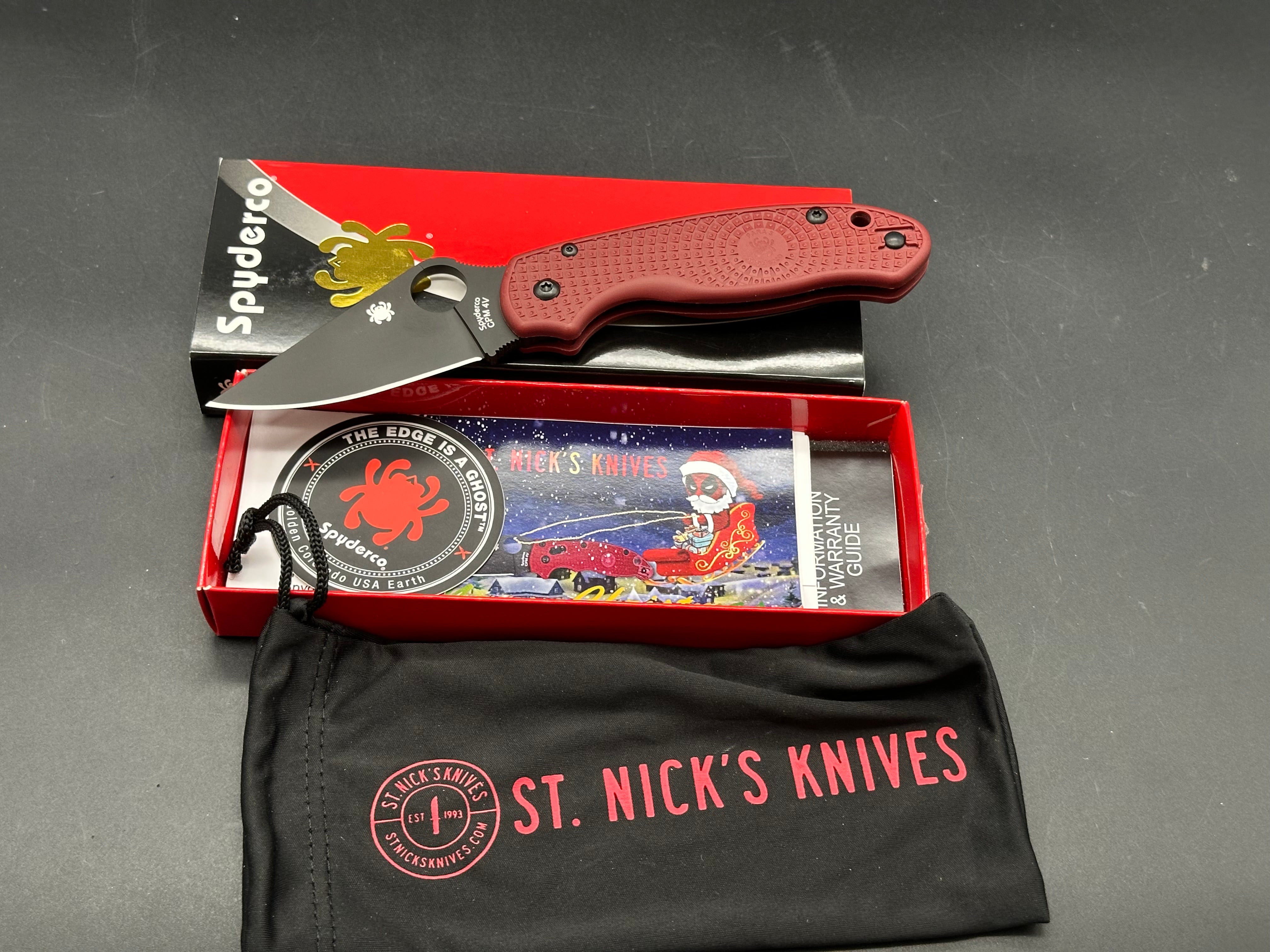 Spyderco Para 3 Lightweight, St. Nick's Knives Exclusive, 2.93" CPM-4V DLC Black Blade with Red FRN Handle