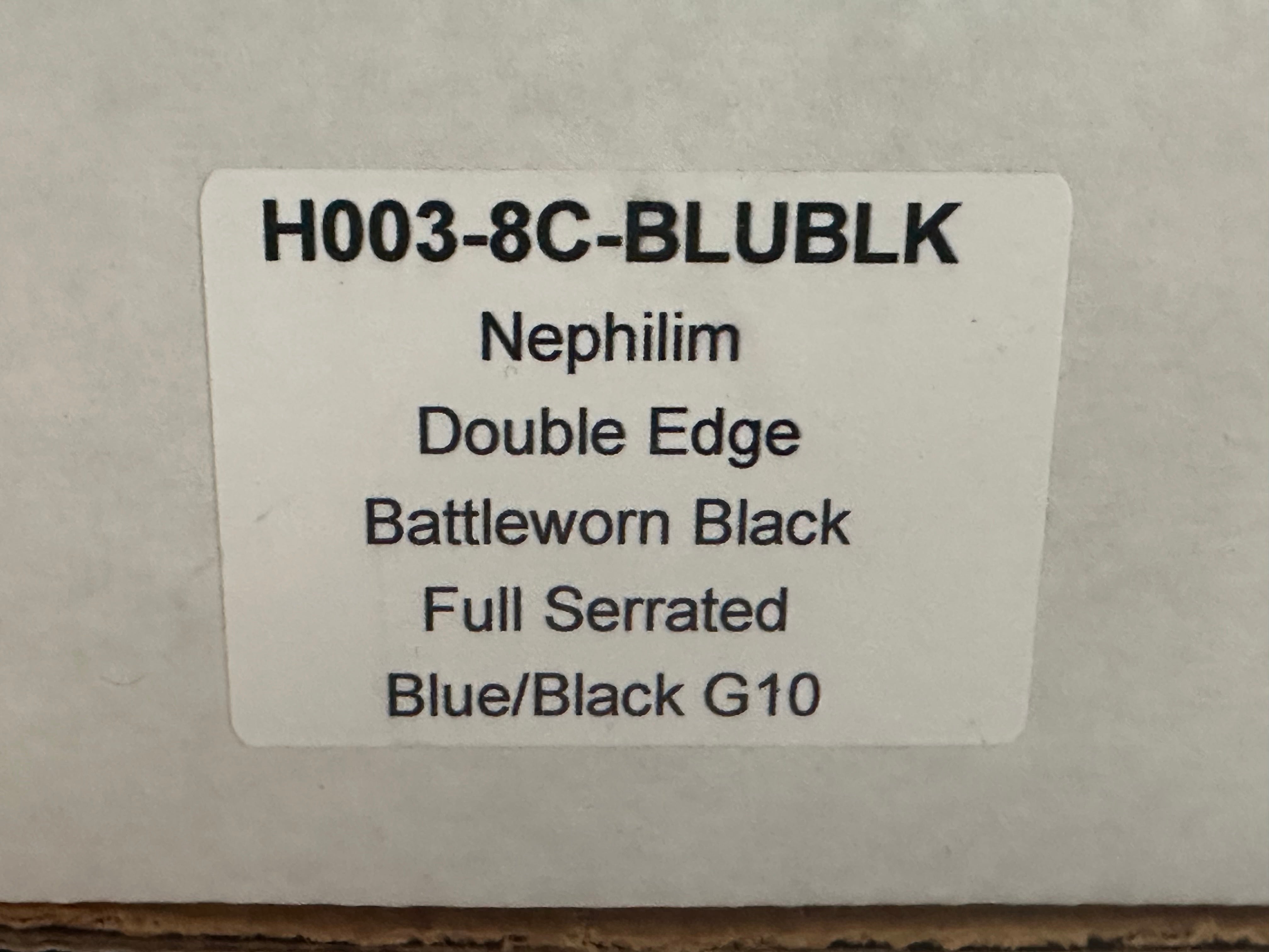 Heretic Knives – H003-8C-BLUBLK – Nephilim Fixed Blade D/E Dagger – Serrated – Elmax – G10 – Blue Black