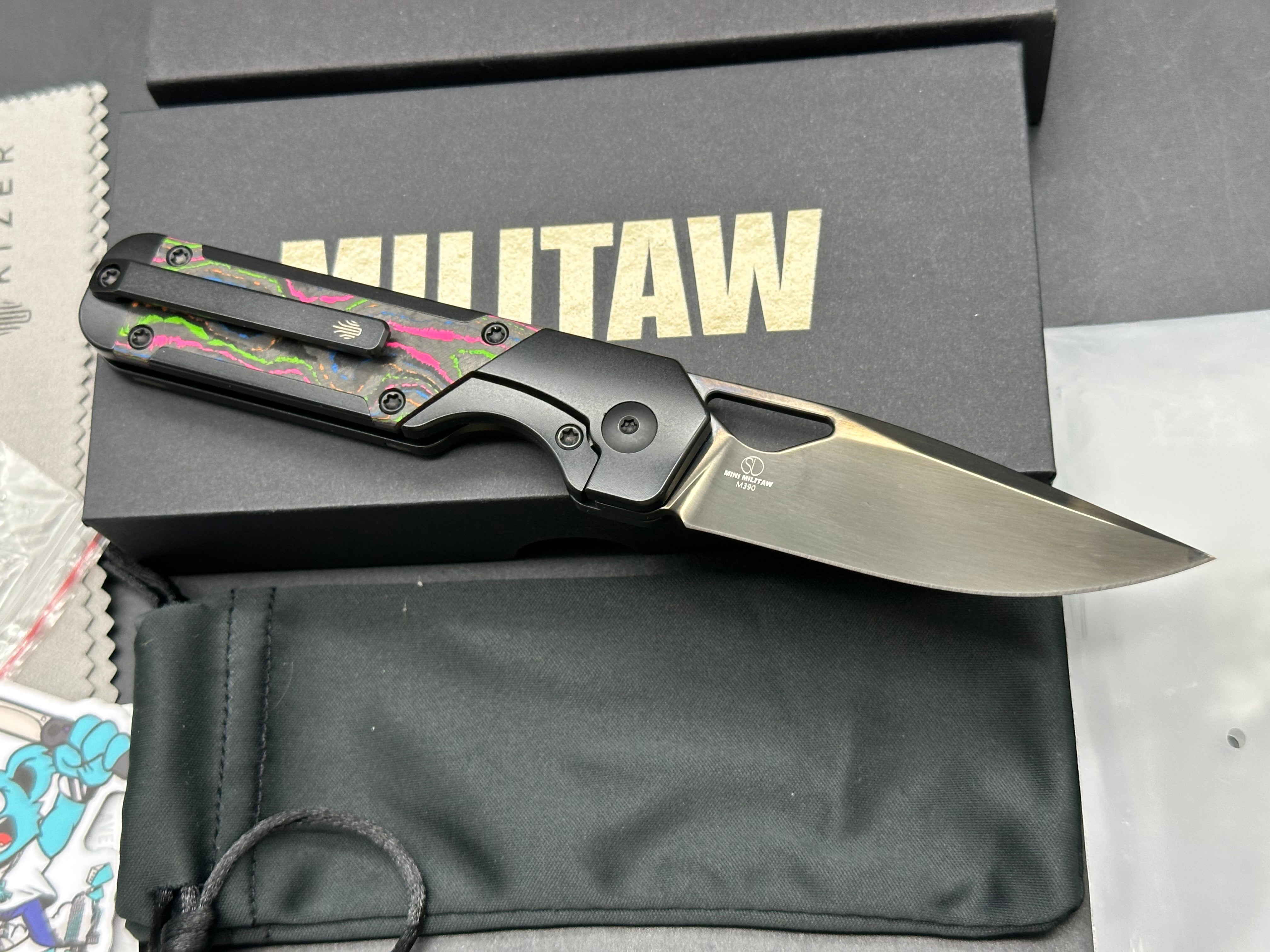 Kizer Mini Militaw Frame Lock Knife Black Titanium Camo Carbon 80's (2.8" Black)
