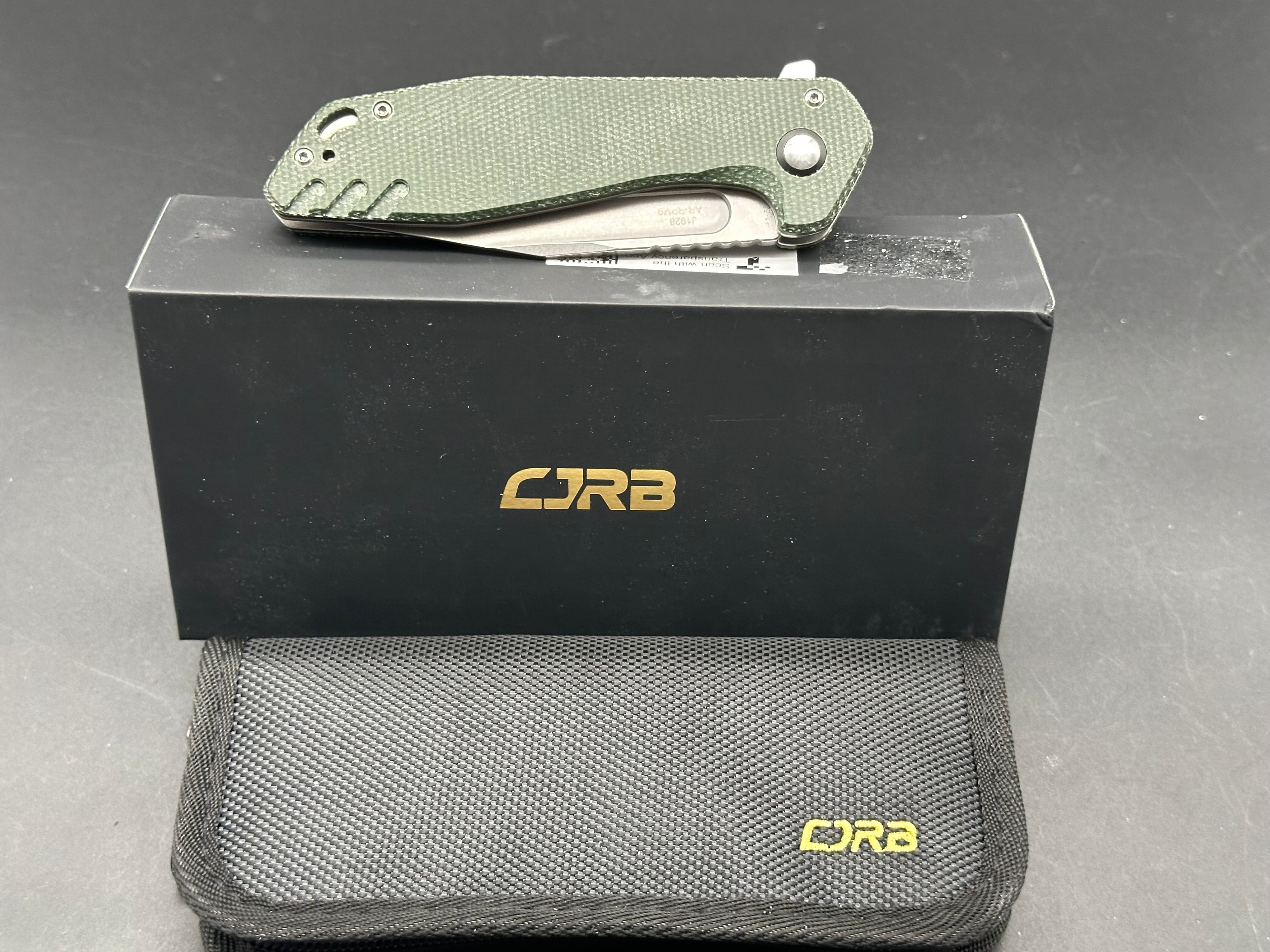 CJRB Riff Button Lock Green Micarta (3.5" AR-RPM9 Satin)