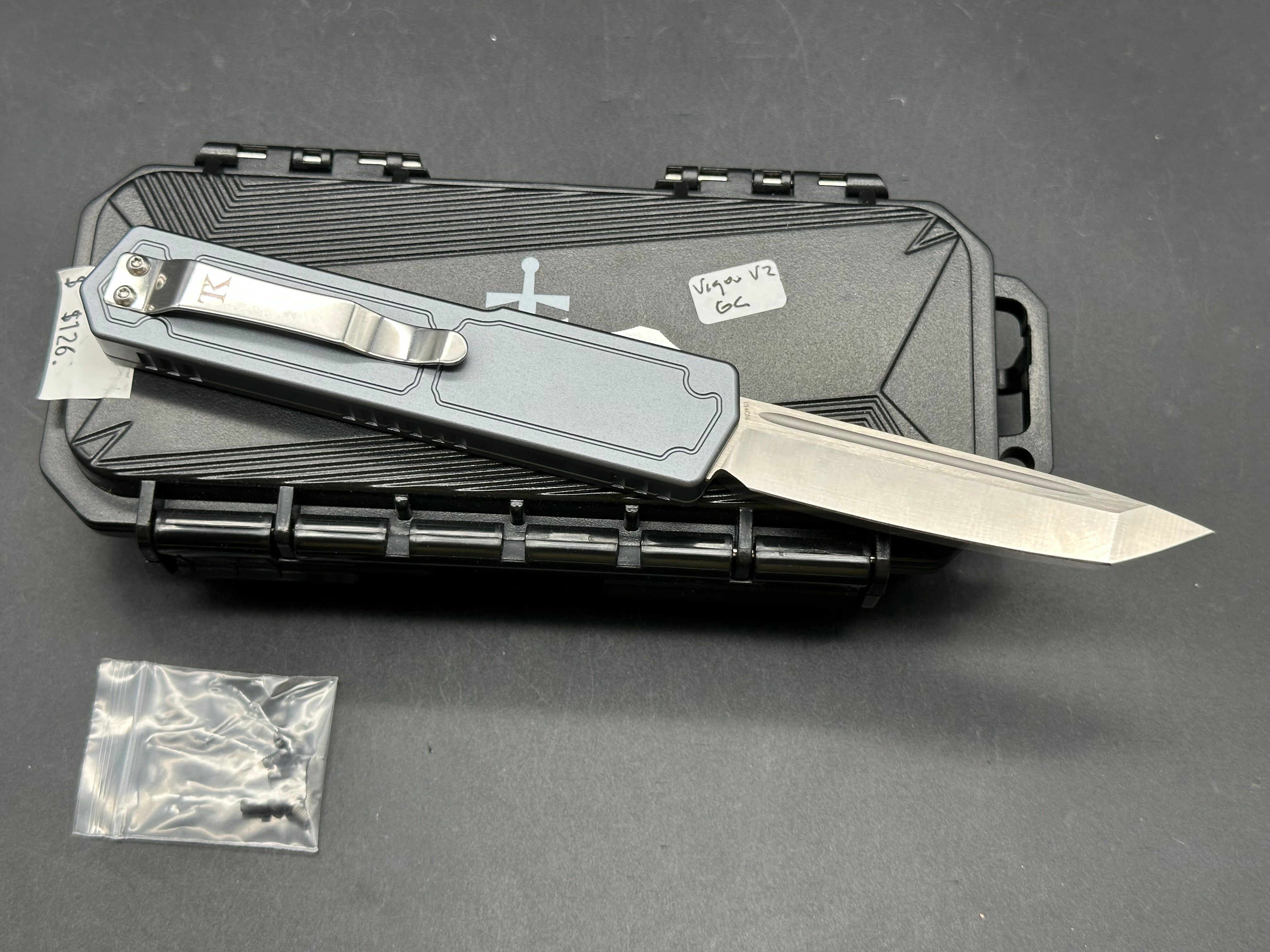 TakCom Vigor Satin, Gray Aluminum 154CM tanto blade