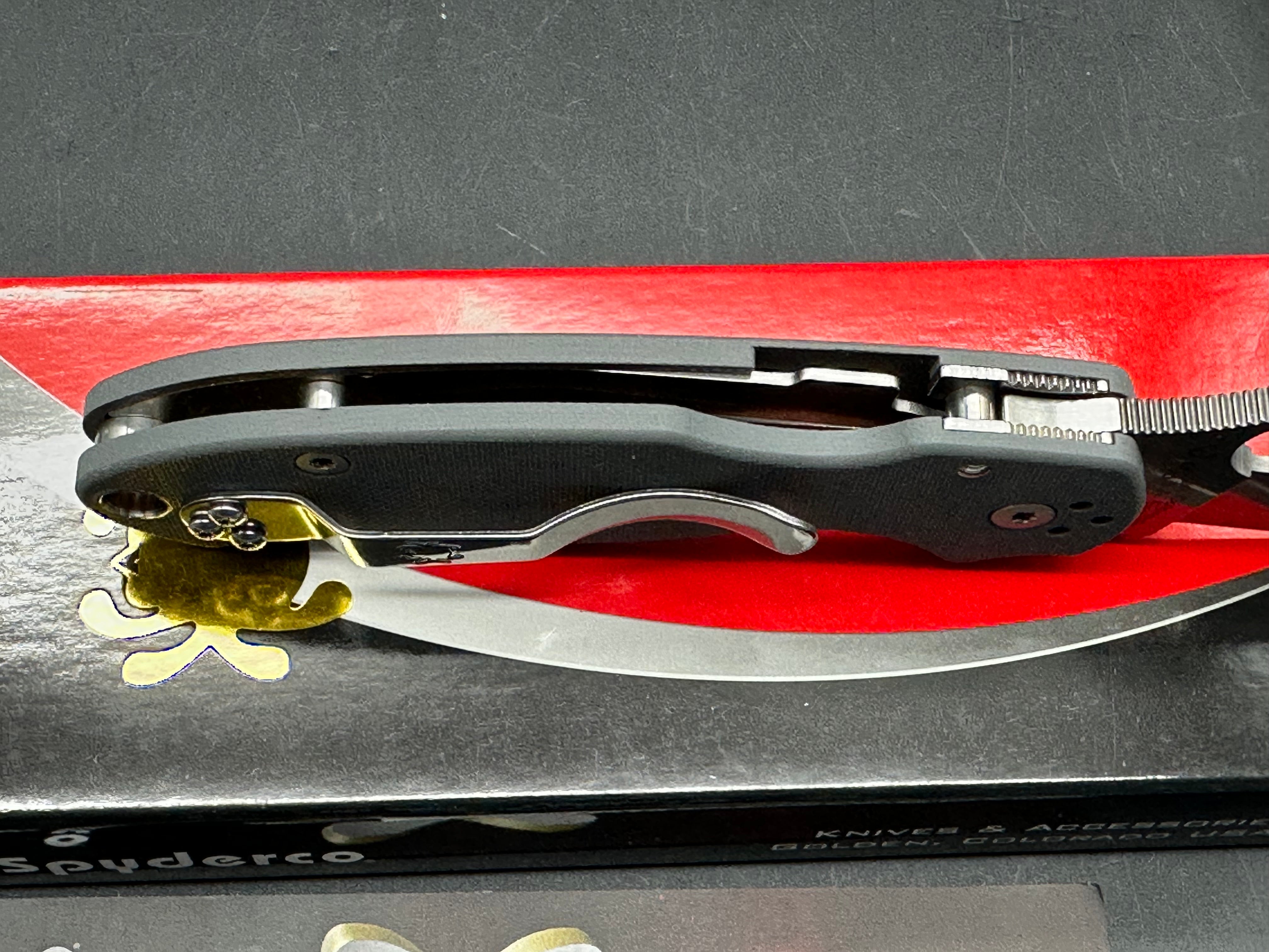 Spyderco Para 3, 2.93" Maxamet Stonewash Modified Clip Point Blade with Gray G10 Scales