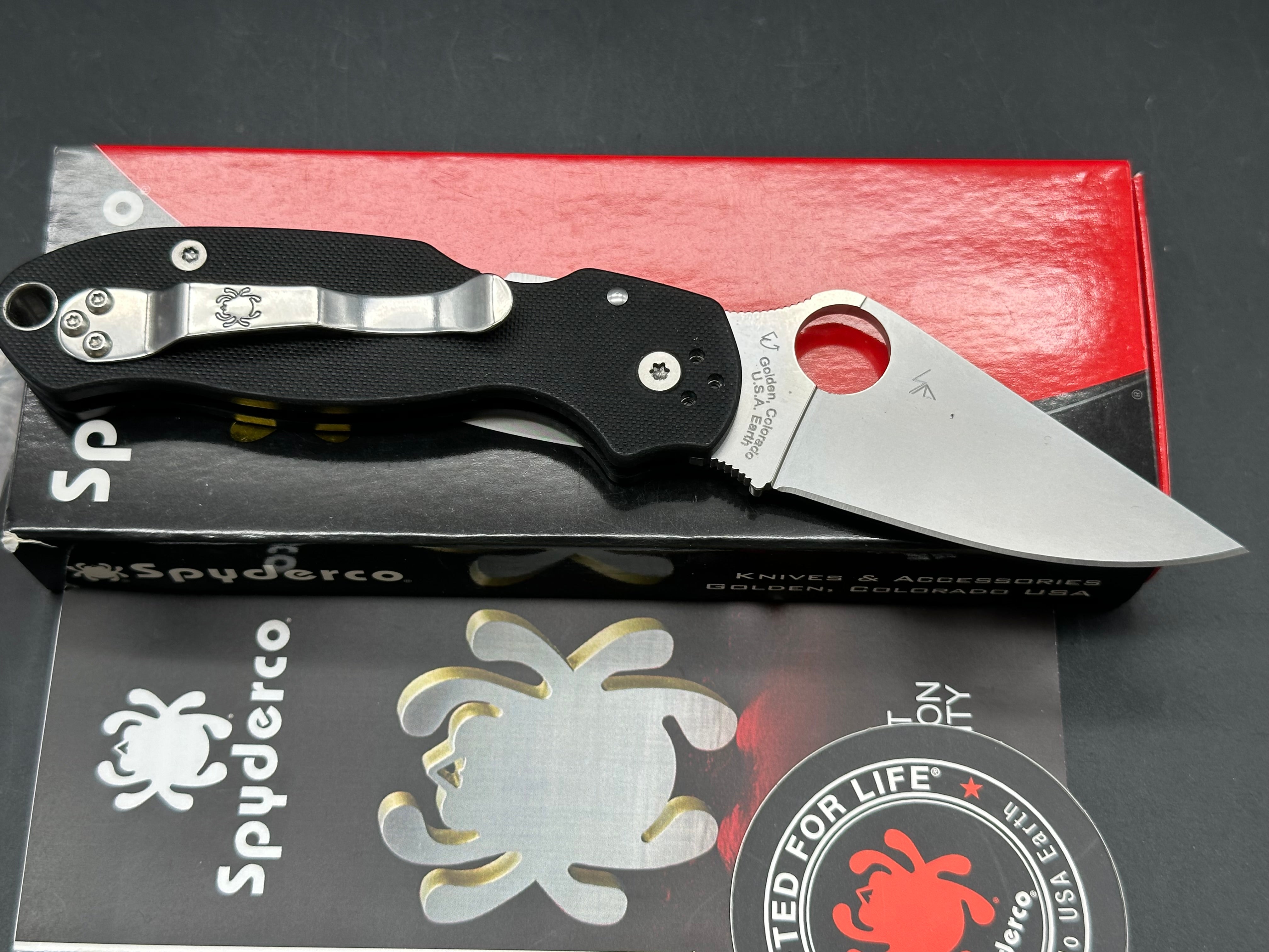 Spyderco Para 3, 2.93" CPM S45VN Stonewash Blade with Black G10 Scales