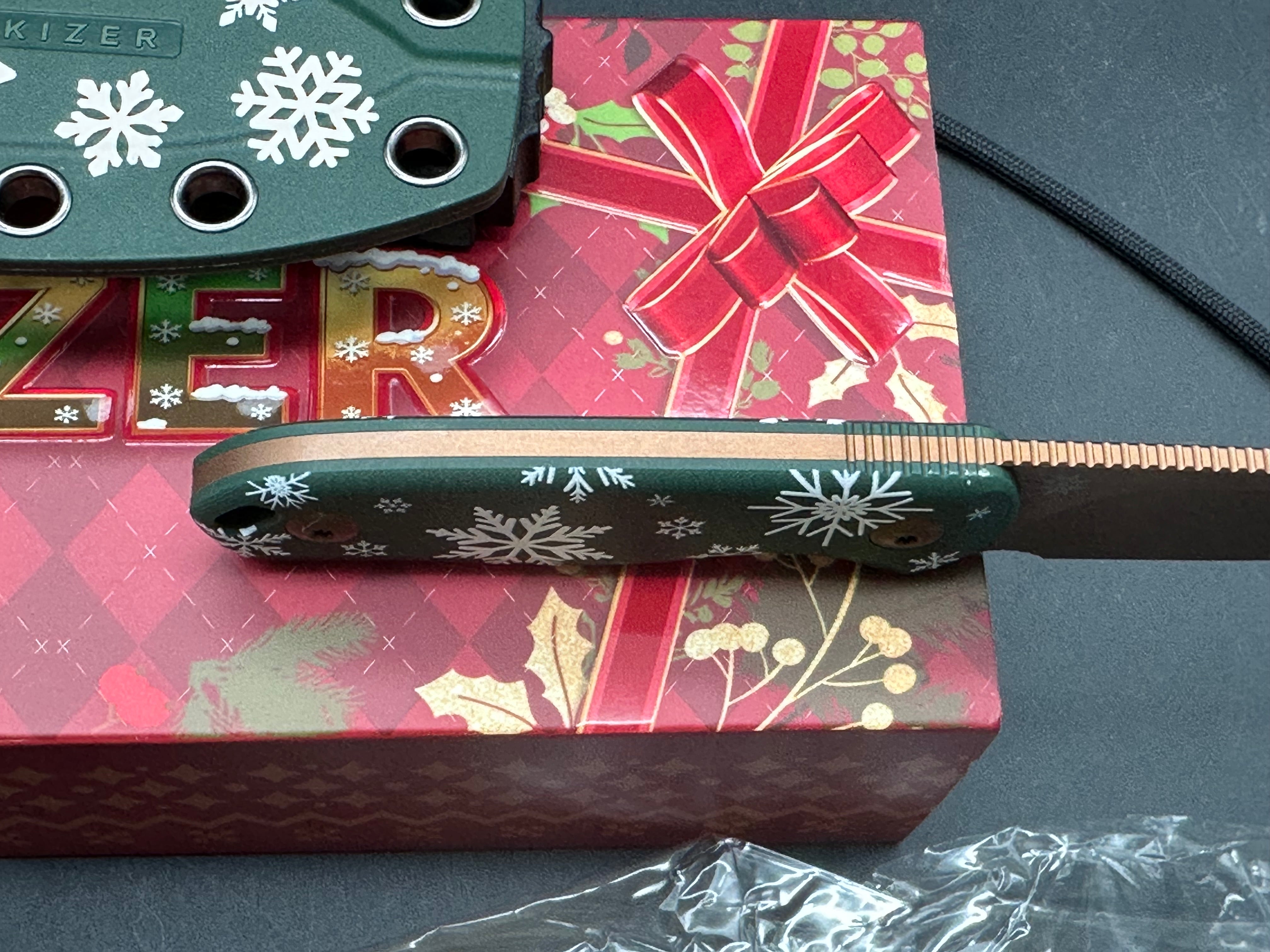 Kizer Drop Bear Fixed Blade Christmas Edition, 2.6" D2 Sunset Metal PVD Blade with Green Winter G10 Scales plus matching Green Winter Sheath