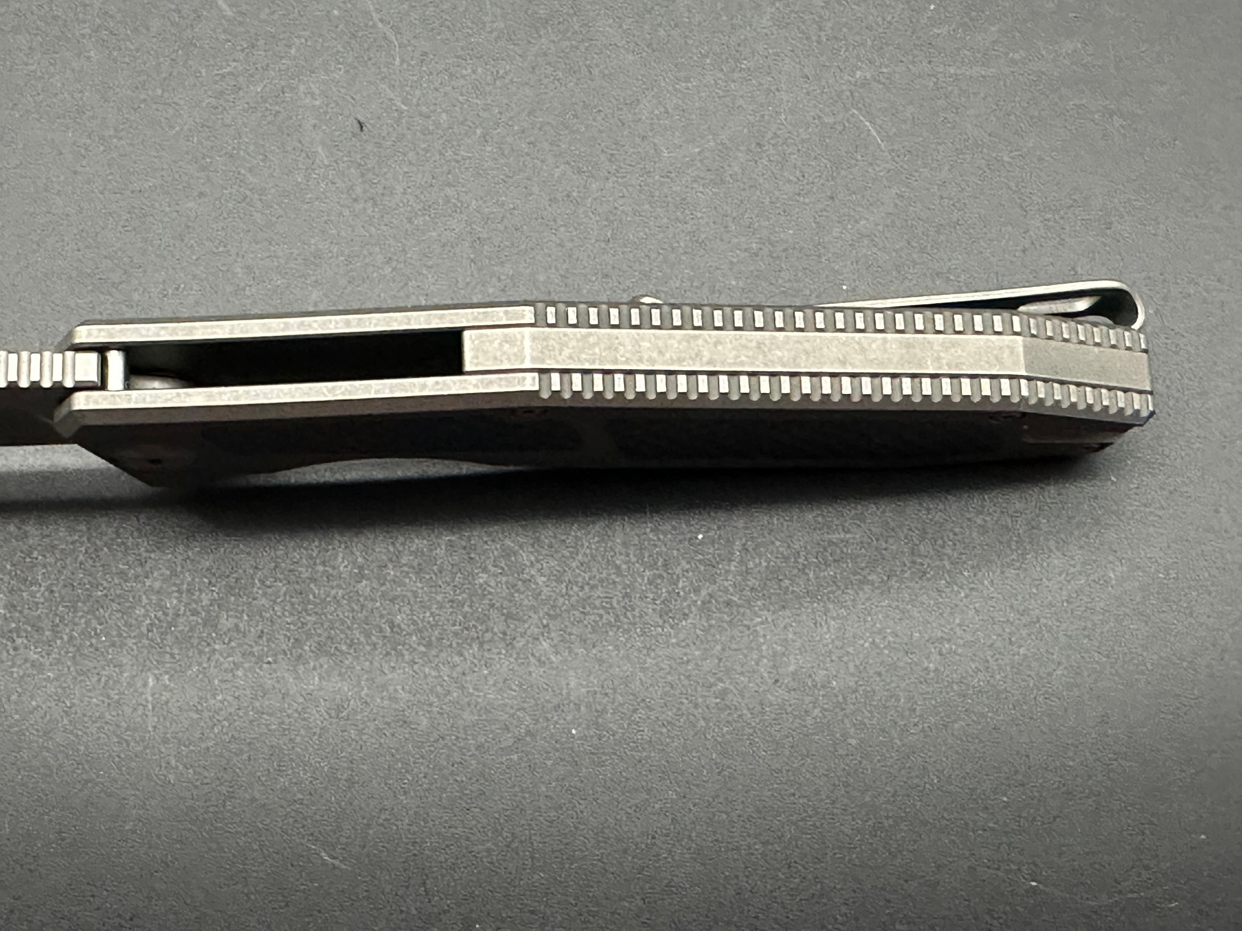 Off Grid Knives Elite Scorpion Gray titanium w/CF inlays S35VN blade