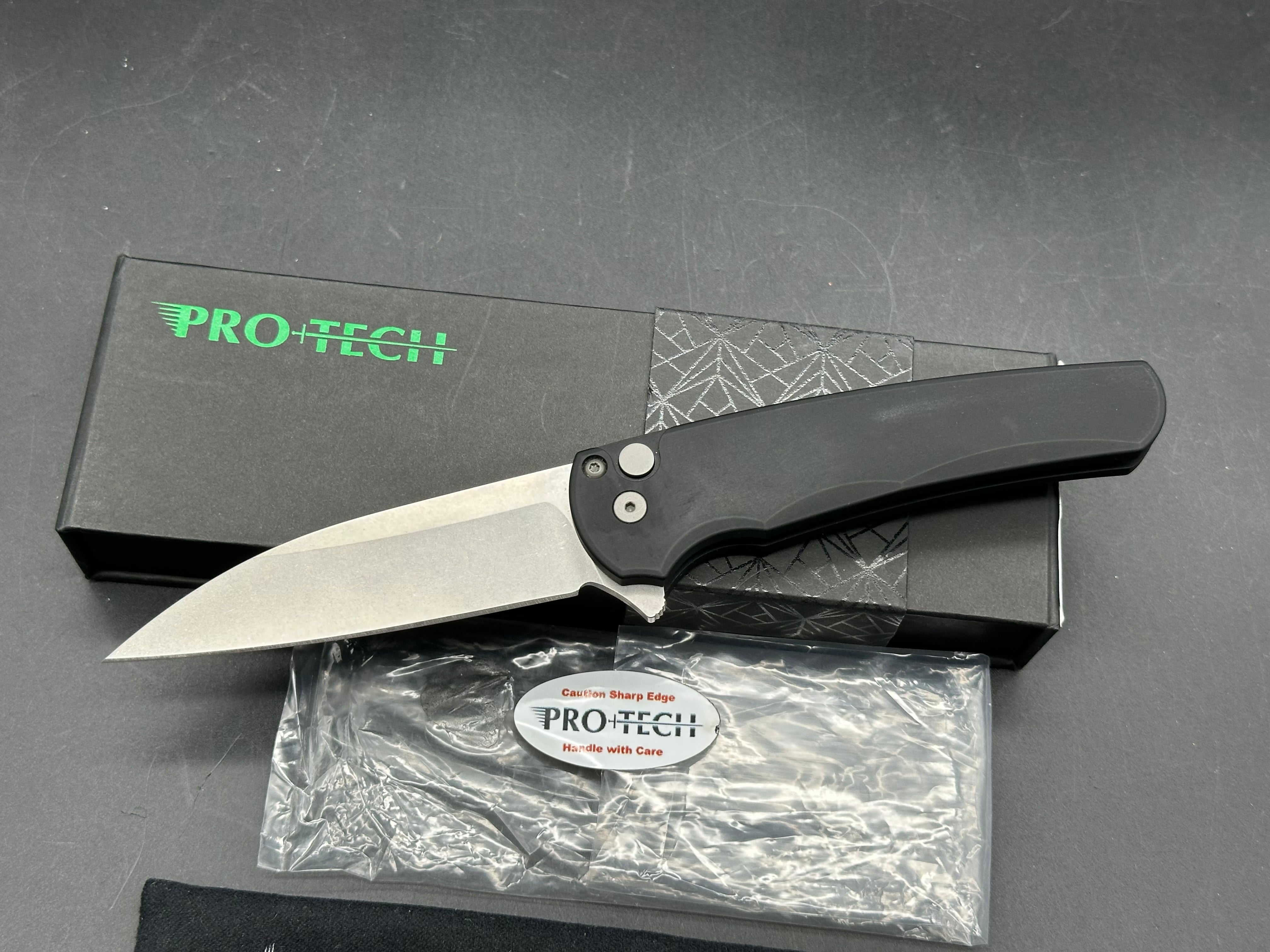 ProTech Malibu Wharncliffe, 3.3" MagnaCut Blade with Black Aluminum Scales