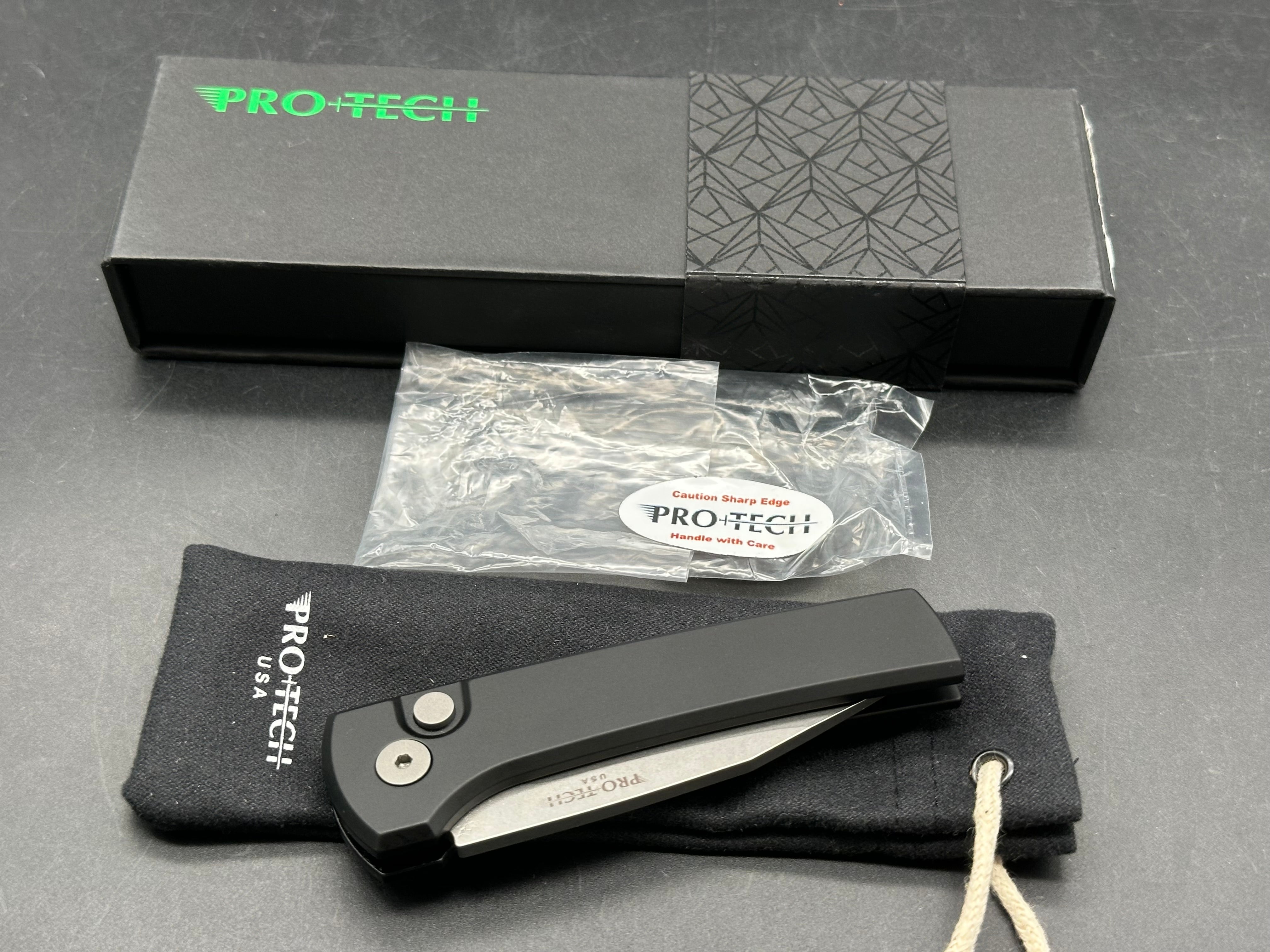 ProTech / Chaves Scapegoat AUTO, 3" PROTO MagnaMax Blade with Black Aluminum Scales