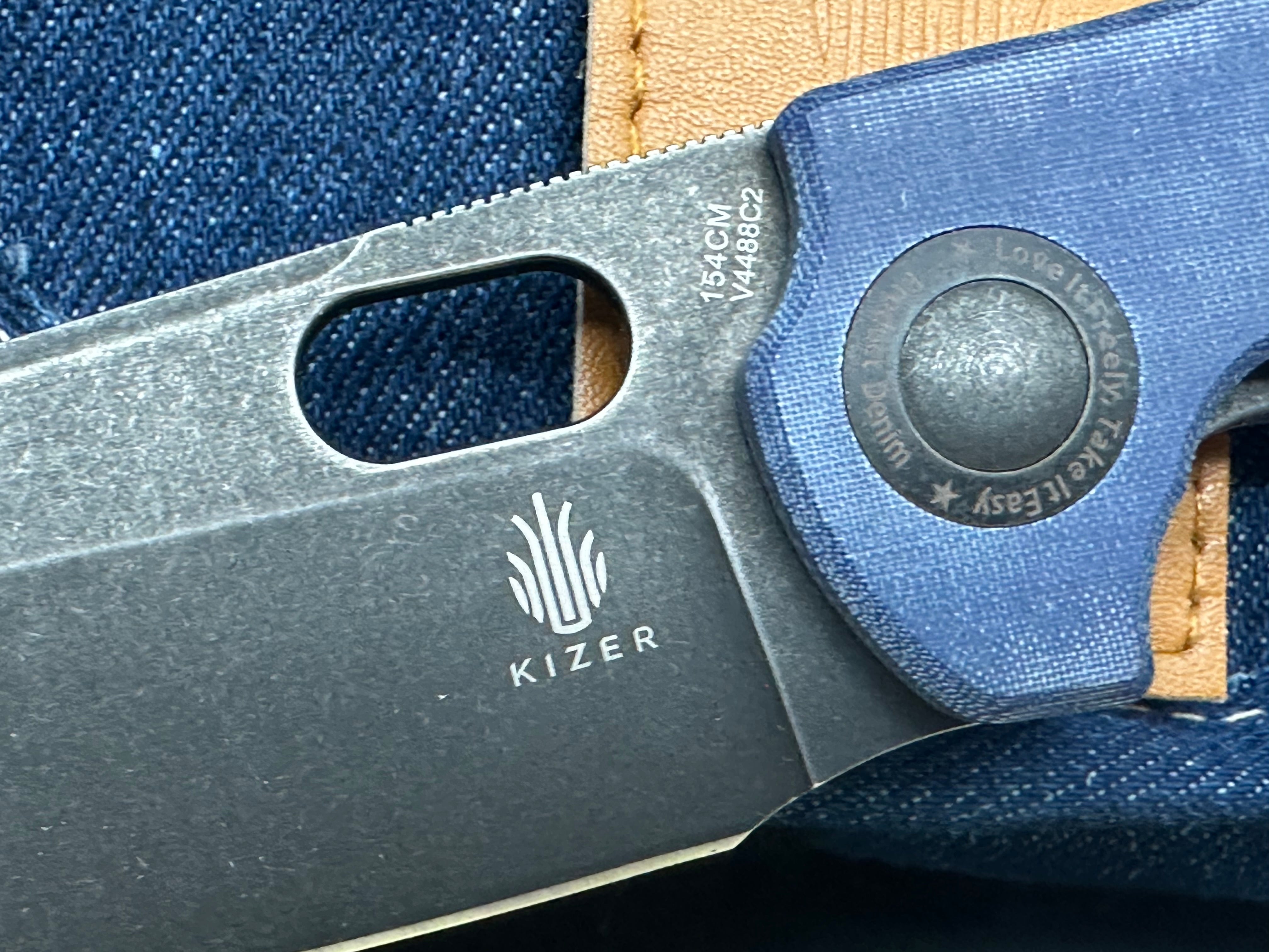 Kizer Sheepdog Liner Lock Thumb Hole Denim Micarta (3.25" Black SW)