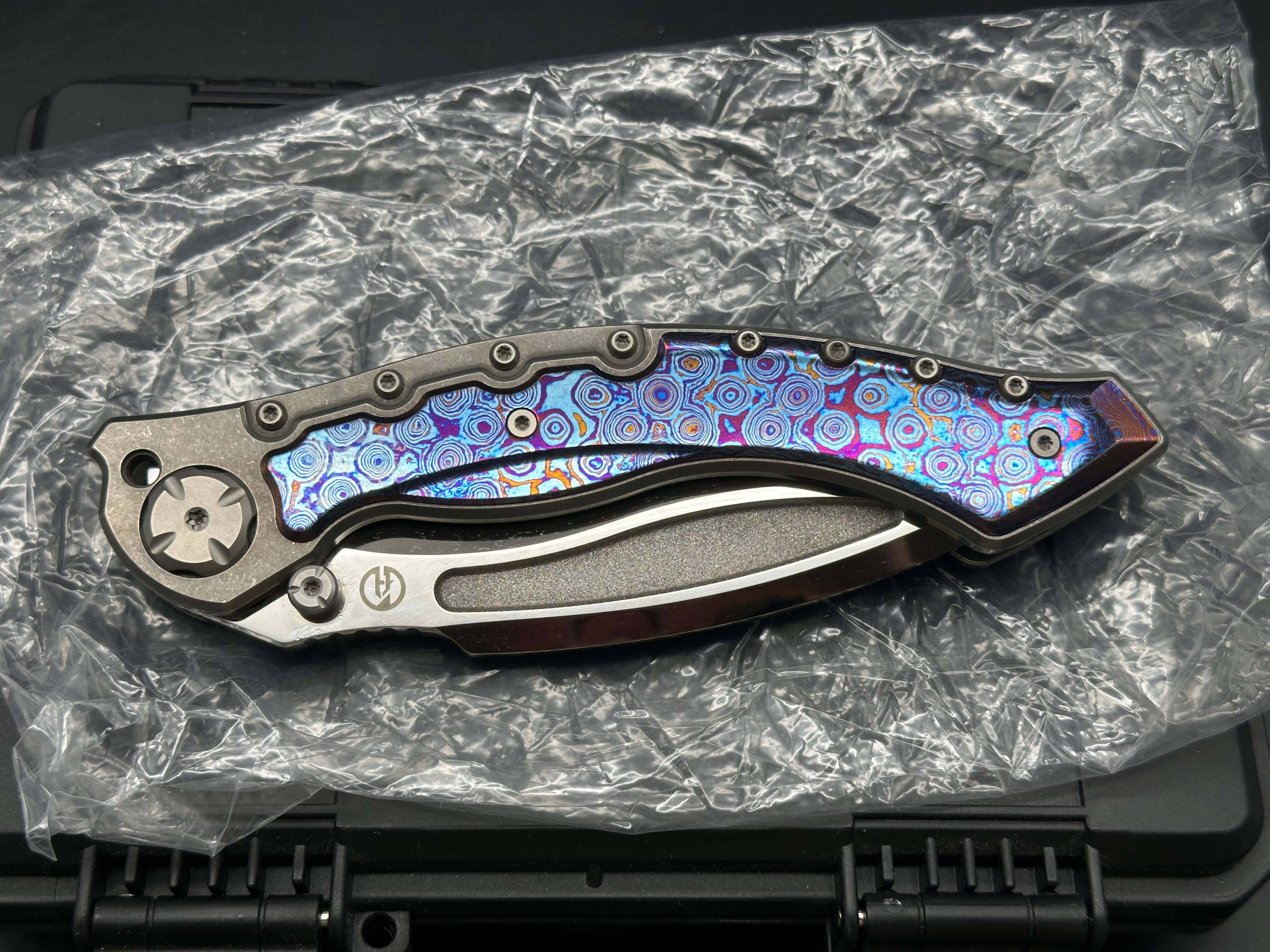 Maxace Vortex mirror polished M390 blade and Timascus inlay handle