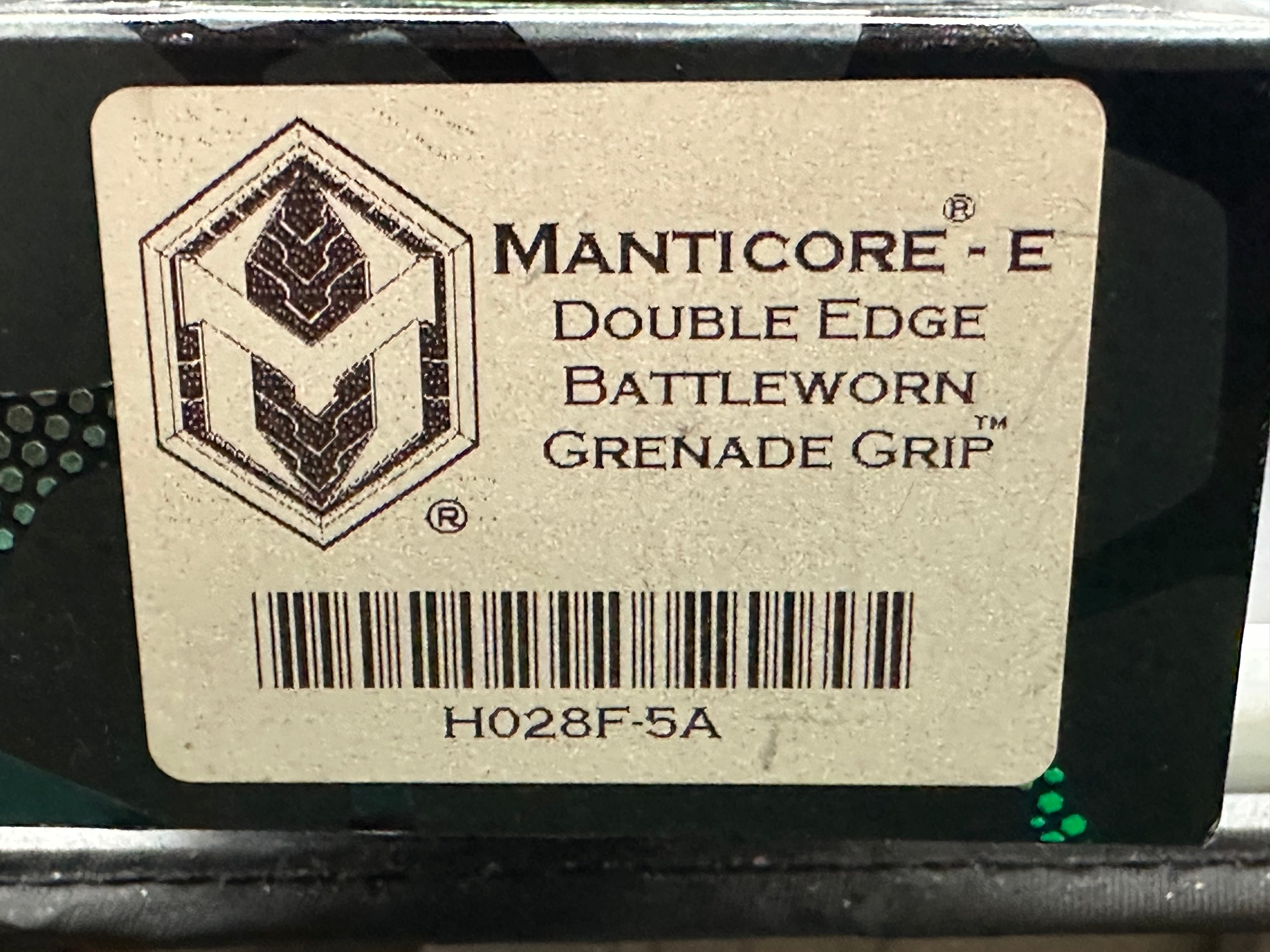 Heretic Knives Manticore E double edge/ battle worn / grenade grip