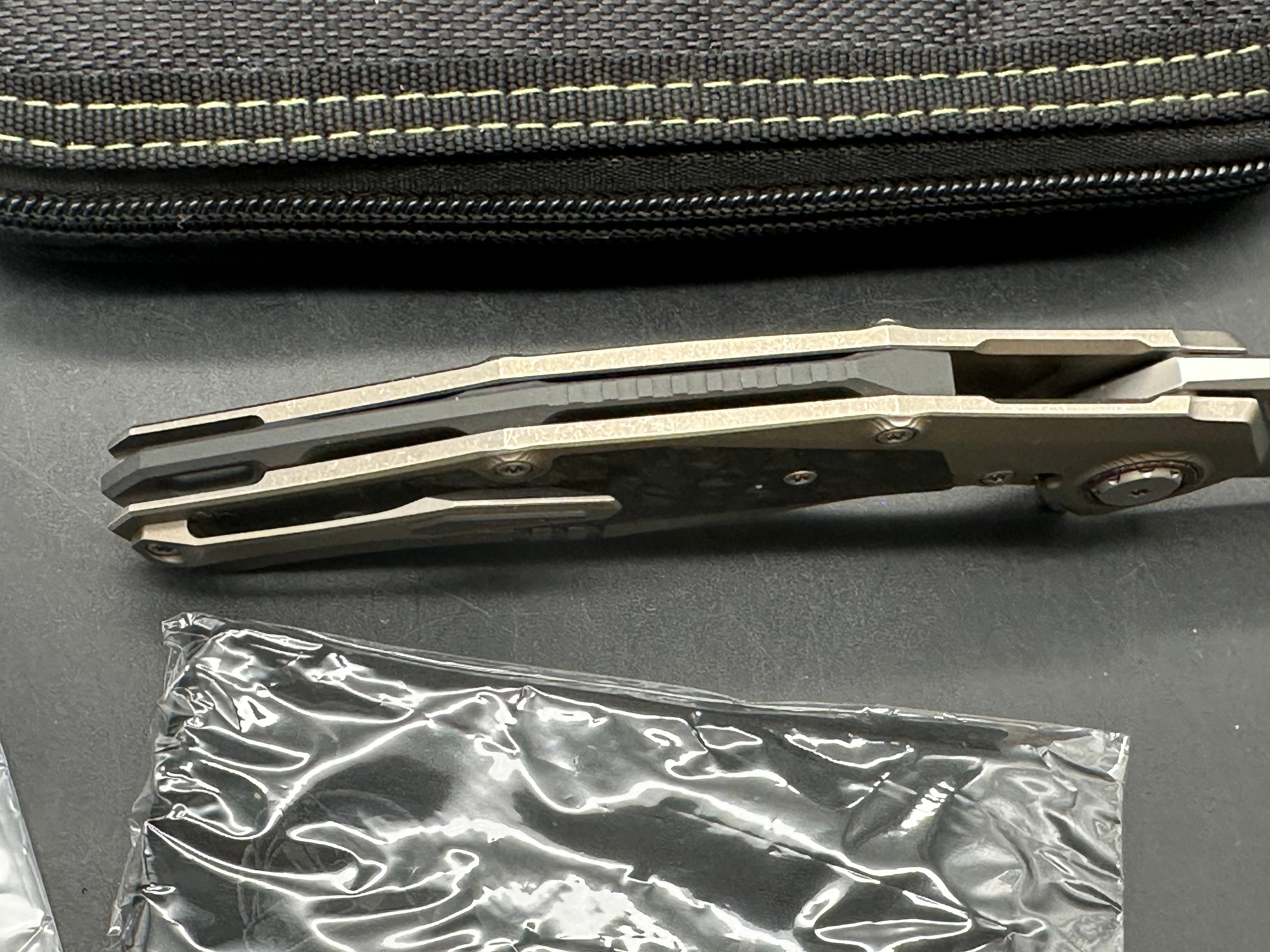 Venom Knives Maverick Titanium Carbon Fiber M390 Folder