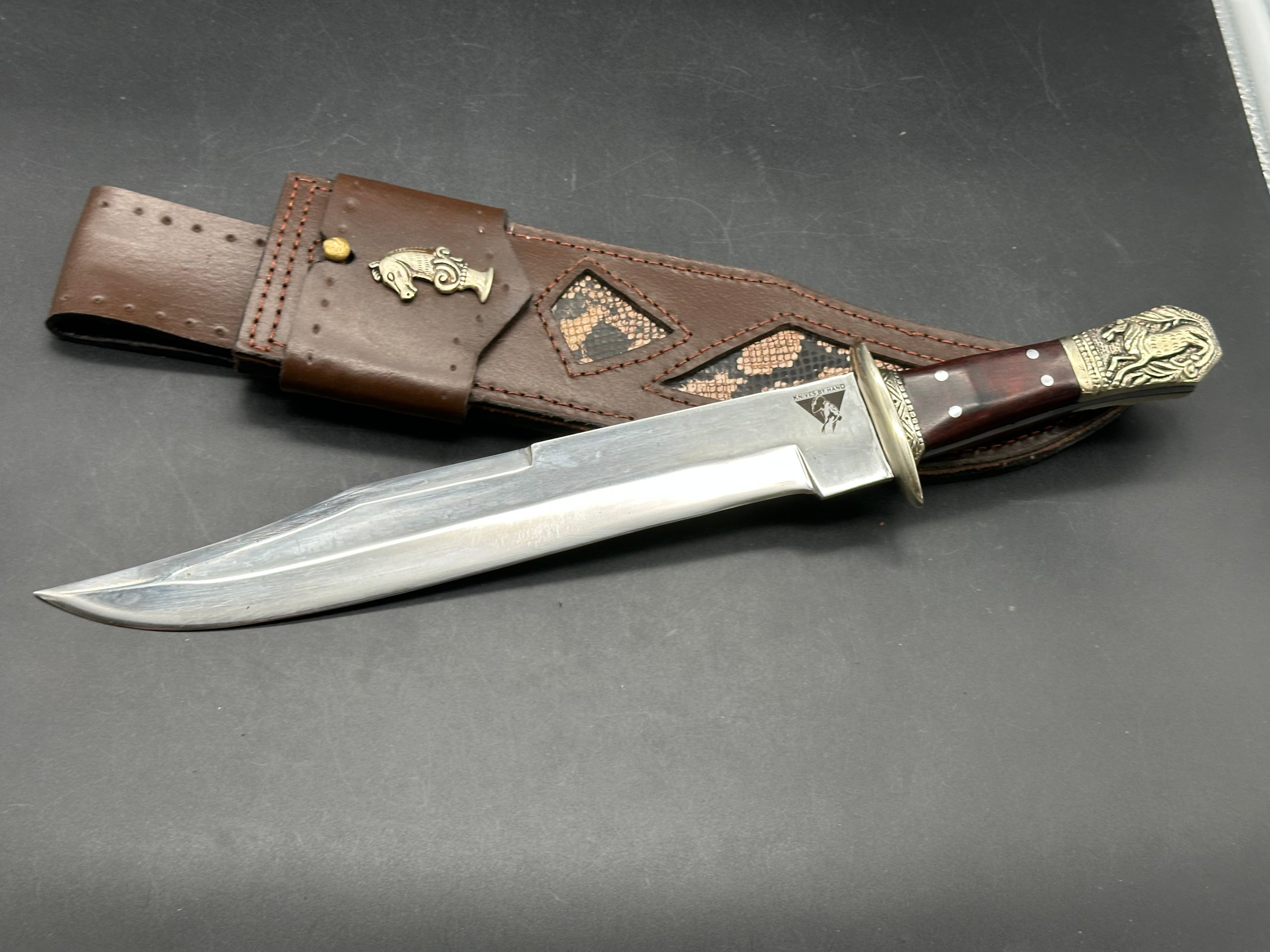 Paladin Bowie / This Bowie is by KnivesbyHand