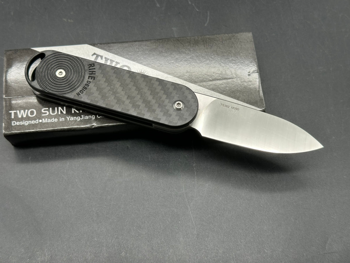 TwoSun TS362-M390-CF FOLDING KNIFE BLACK CARBON FIBER HANDLE M390