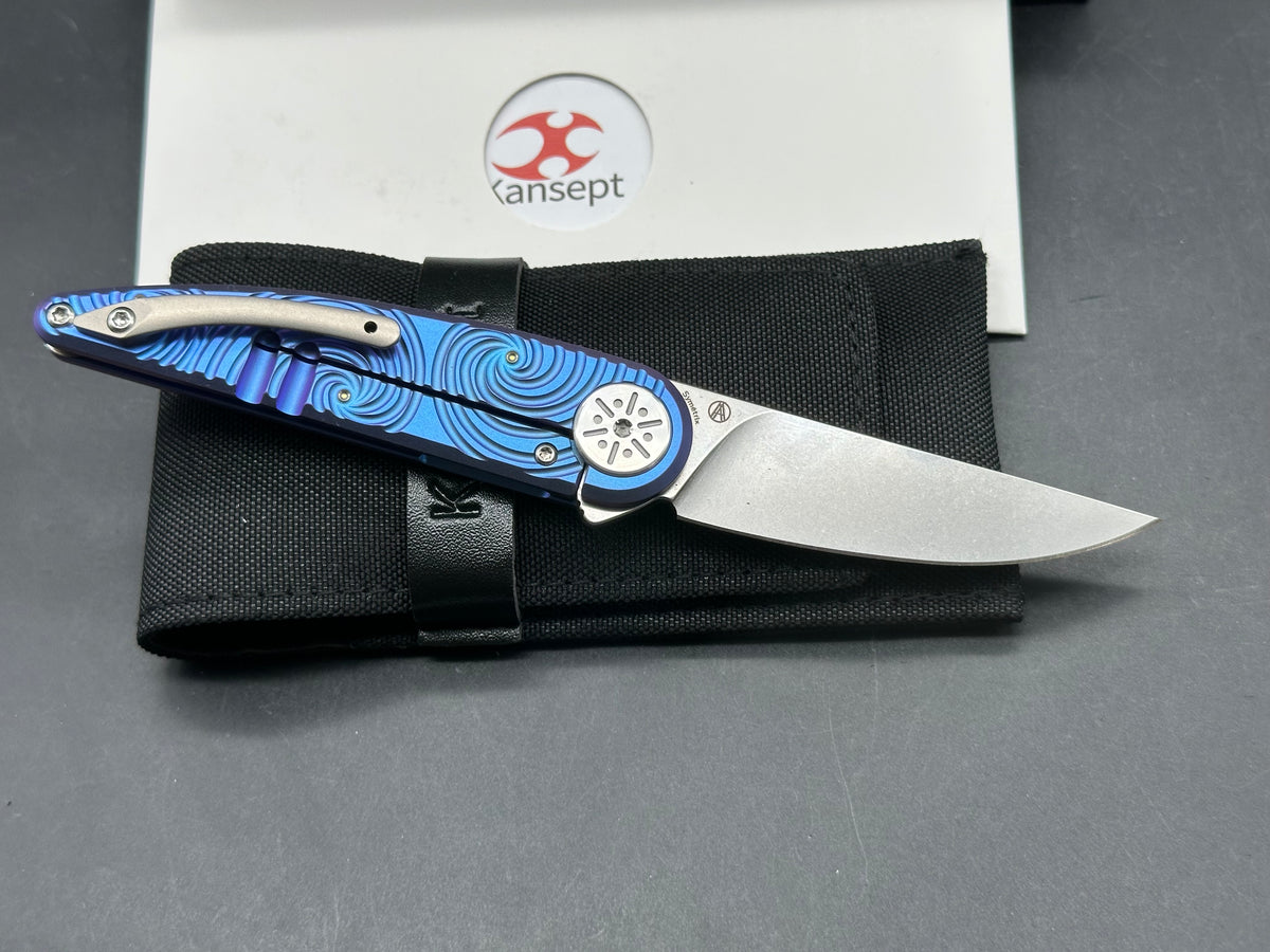KANSEPT SYMÉTRIX BLUE-PURPLE ANODIZED TITANIUM/SWIRL PATTERN HANDLE 2.85" STONEWASH S35VN