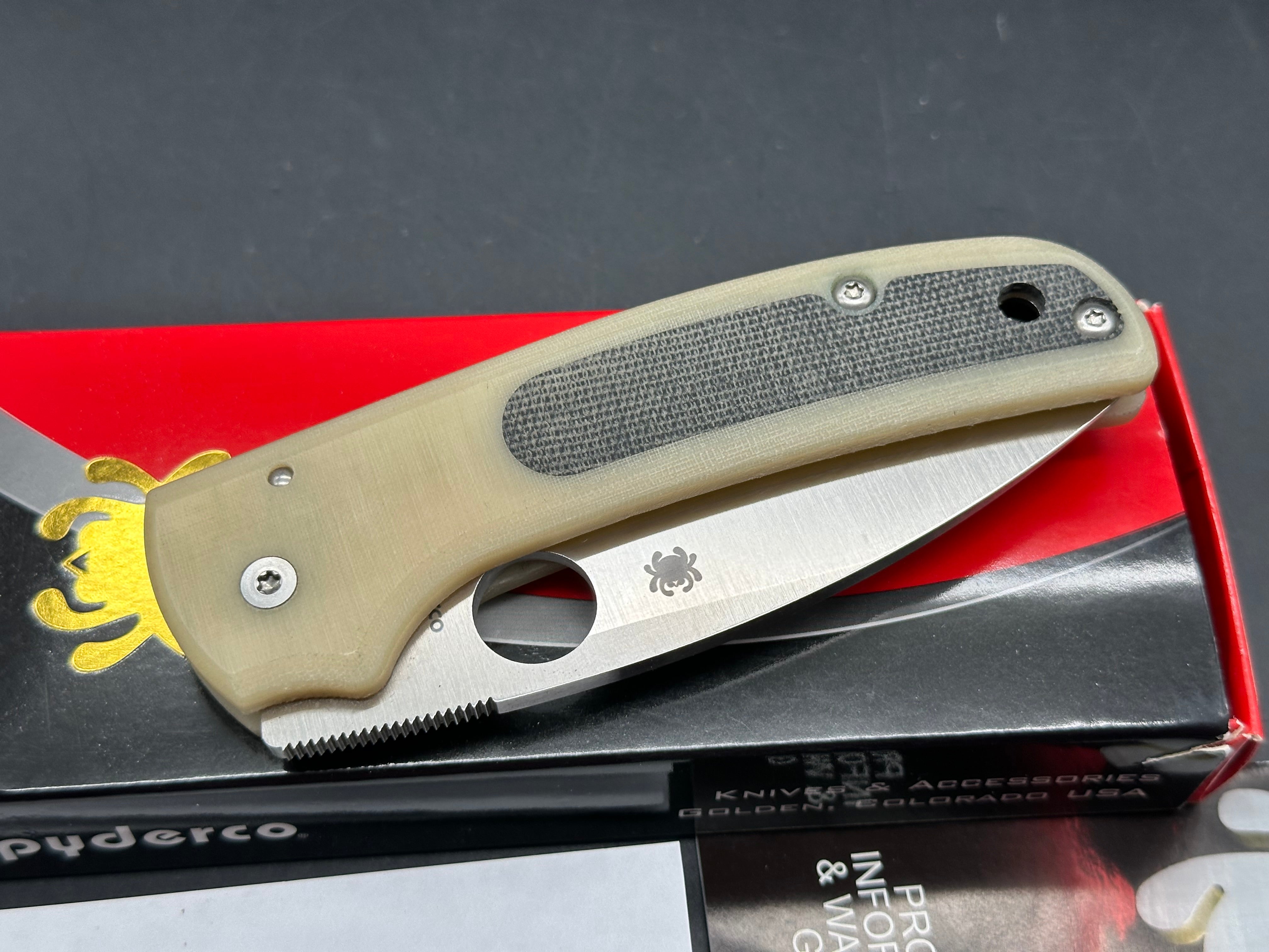 Spyderco Shaman – Green Micarta / CPM M4