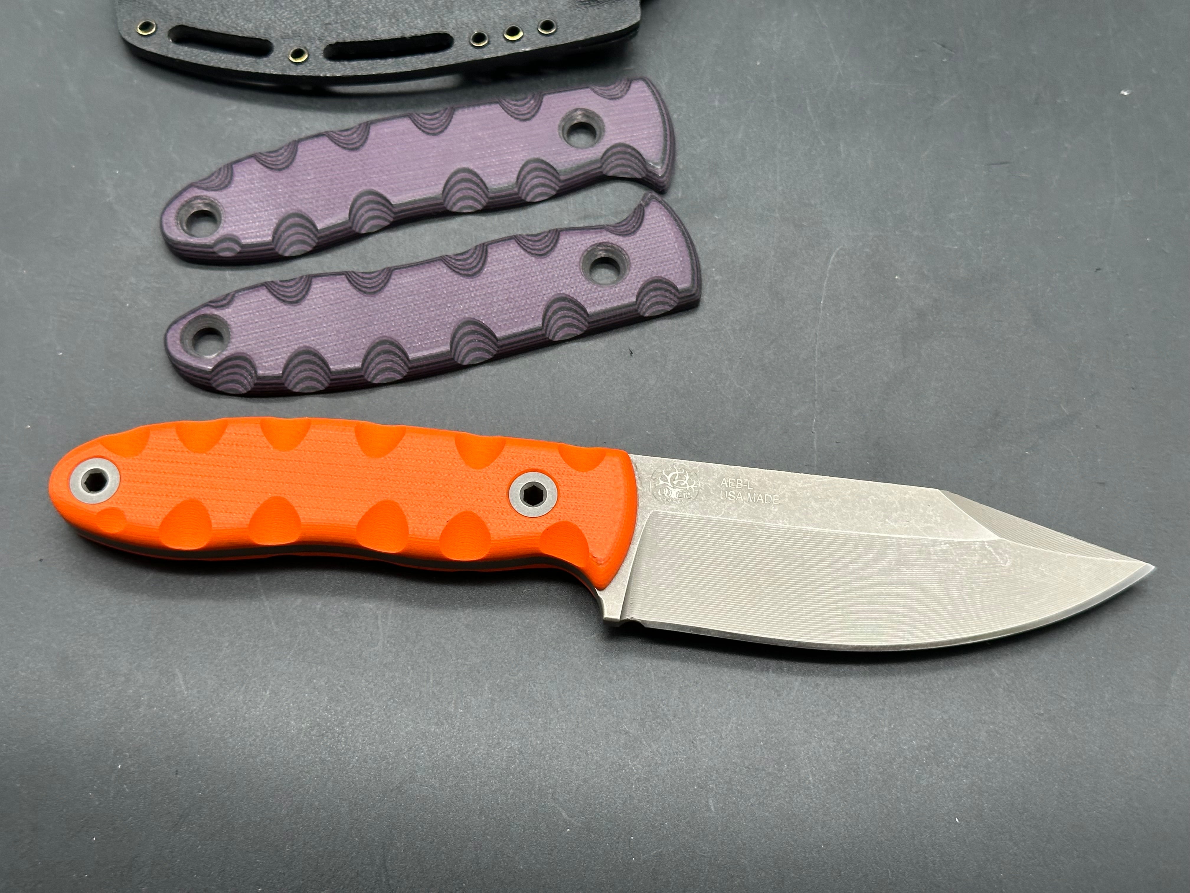 TKell Knives Accomplice in AEB-L with nickel boron coating, 2 sets of G-10 scales black Kydex sheath
