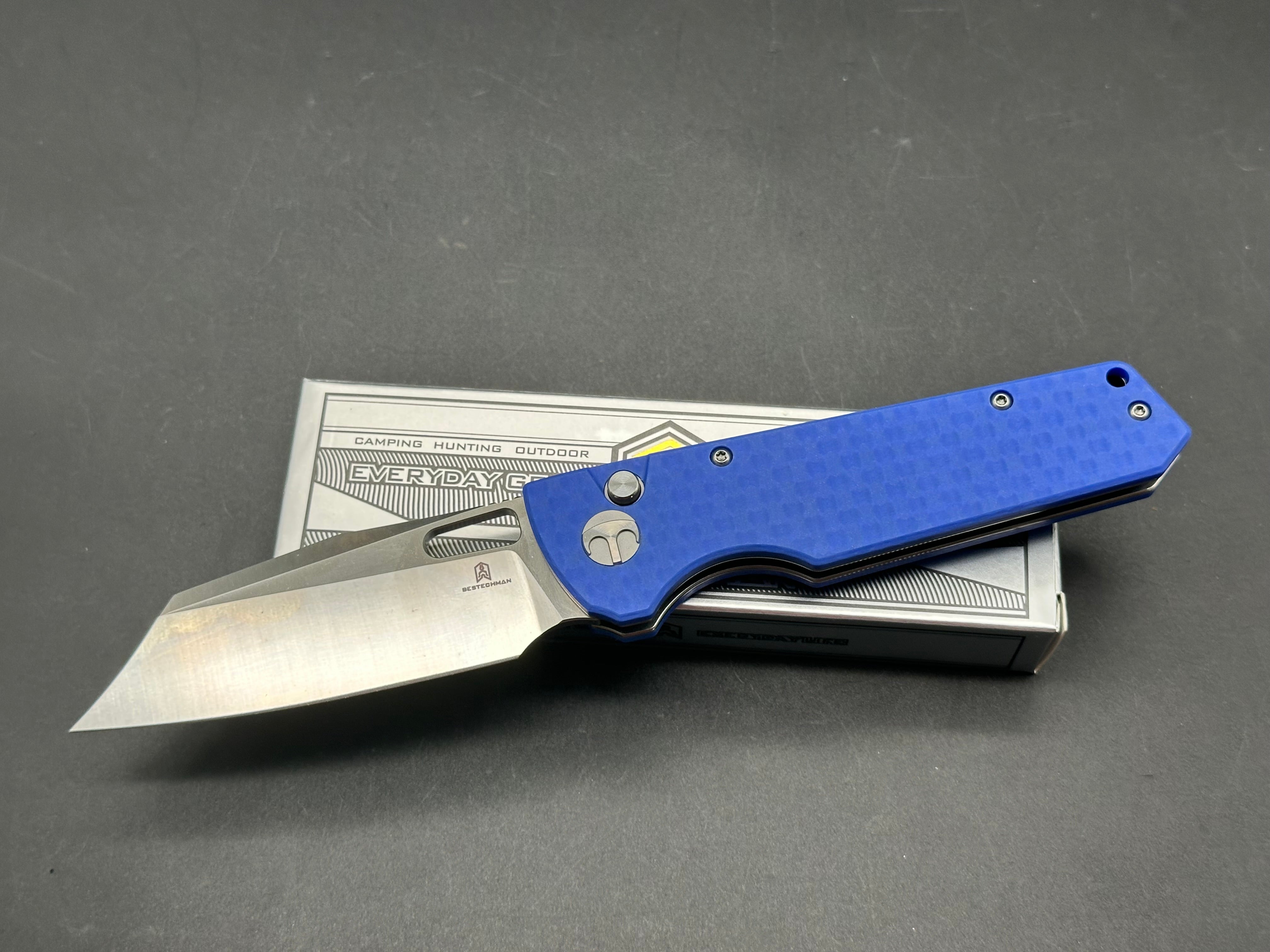 BESTECHMAN GUARDIAN FOLDING KNIFE BLUE G10 HANDLE D2 PLAIN EDGE