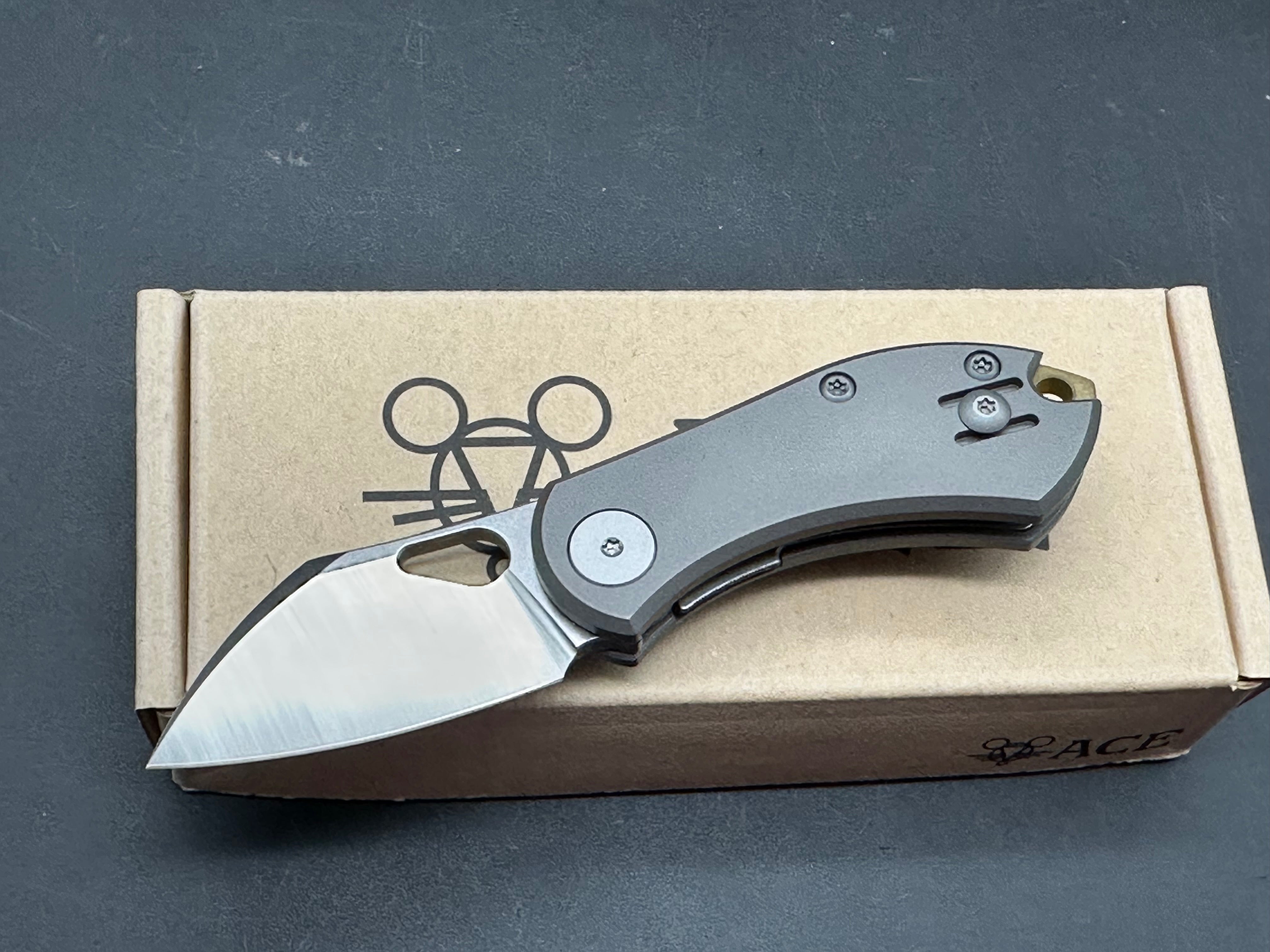 Giant Mouse Vox/Anso ACE Nibbler Liner Lock Knife Titanium (1.9" Satin 20CV)