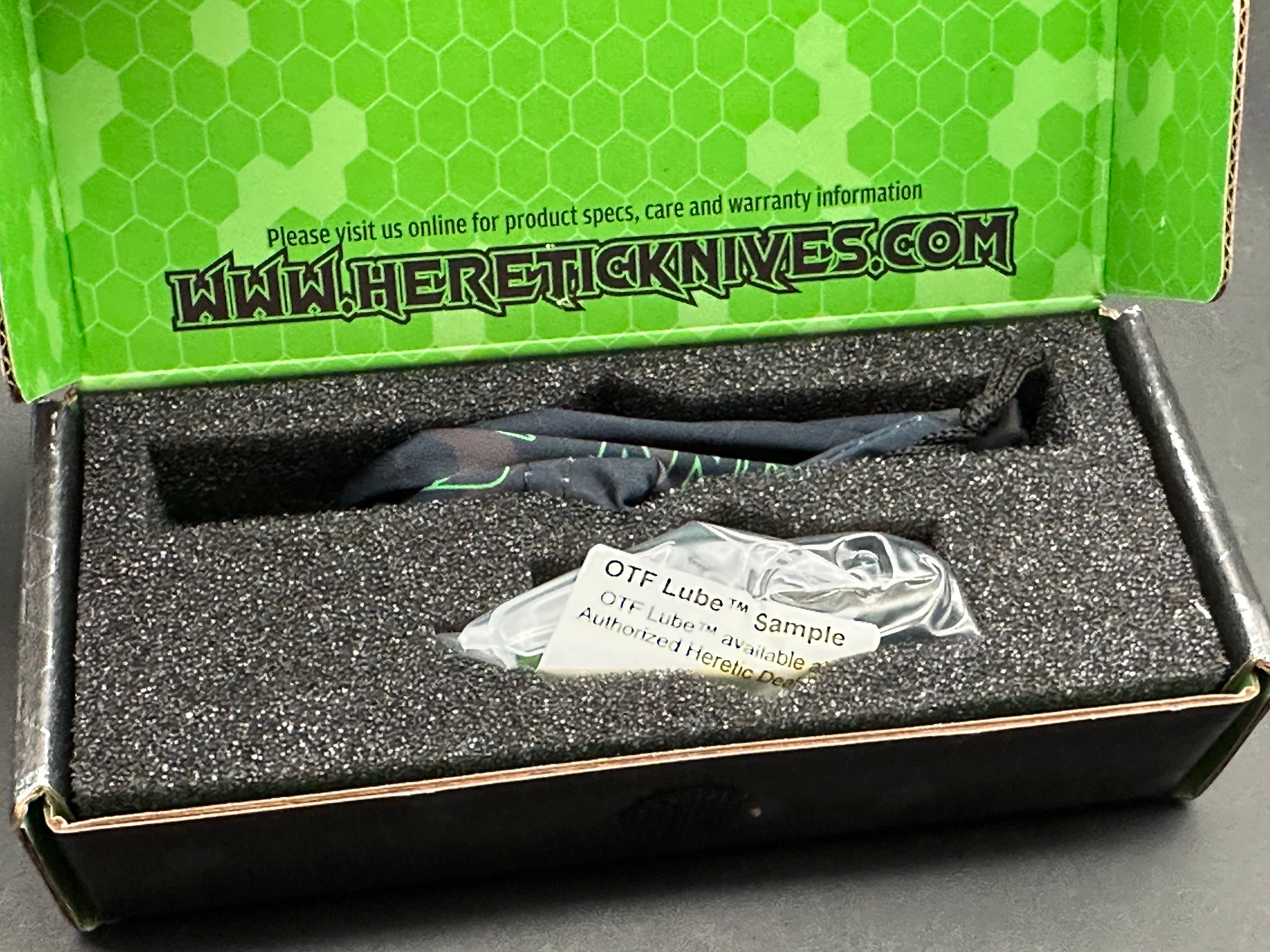 Heretic Knives Manticore-S Tanto DLC Elmax Orange Camo Carbon Fiber OTF Automatic