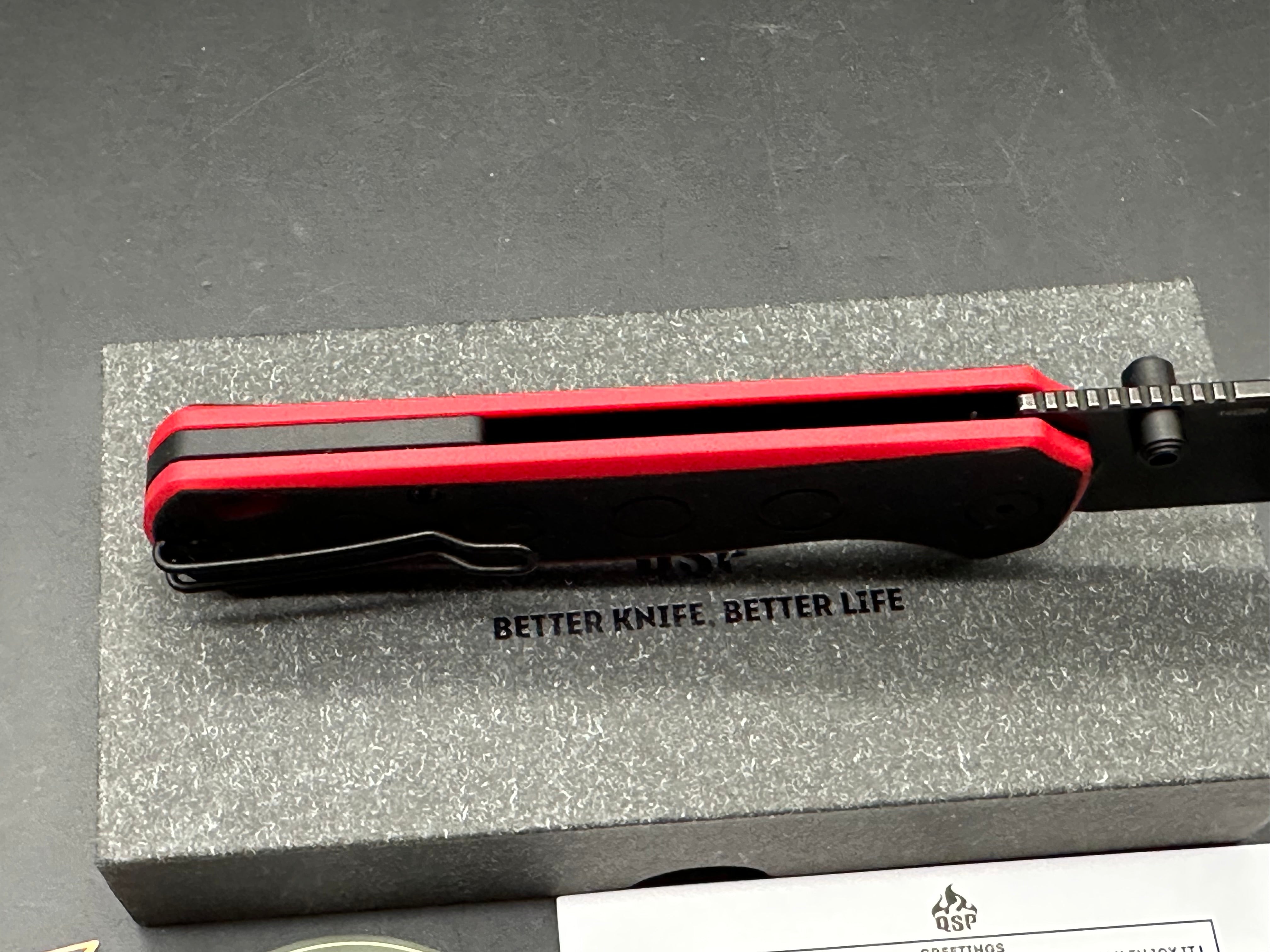 QSP Swordfish Button Lock Knife Black/Red G-10 (3.625" BW)