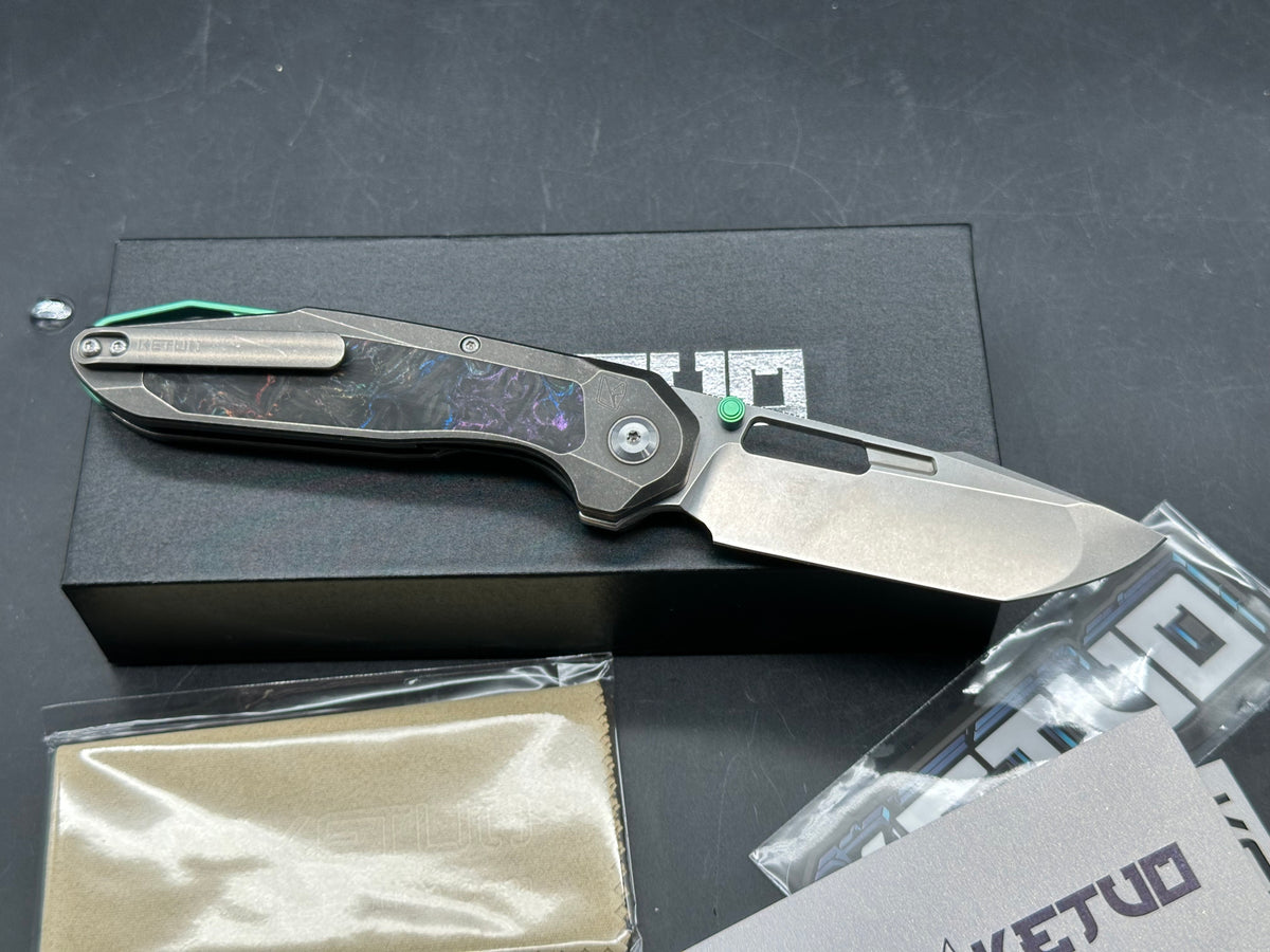 KETO KK-TRIAD TC Titanian Carbon Fiber Inlays RGB M390 Tanto stonewash