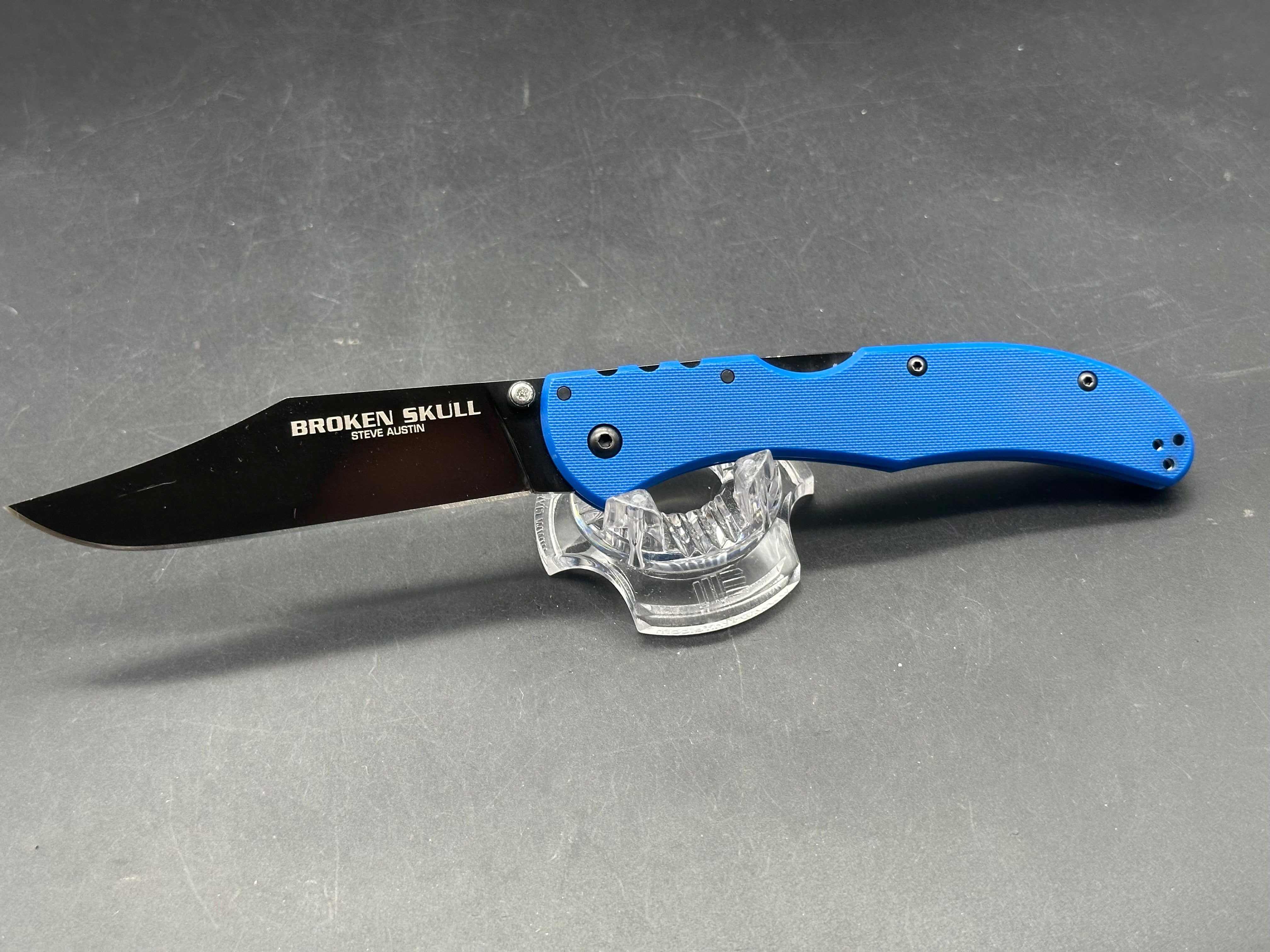 Cold Steel Broken Skull CTS-XHP DLC coating, blue G-10