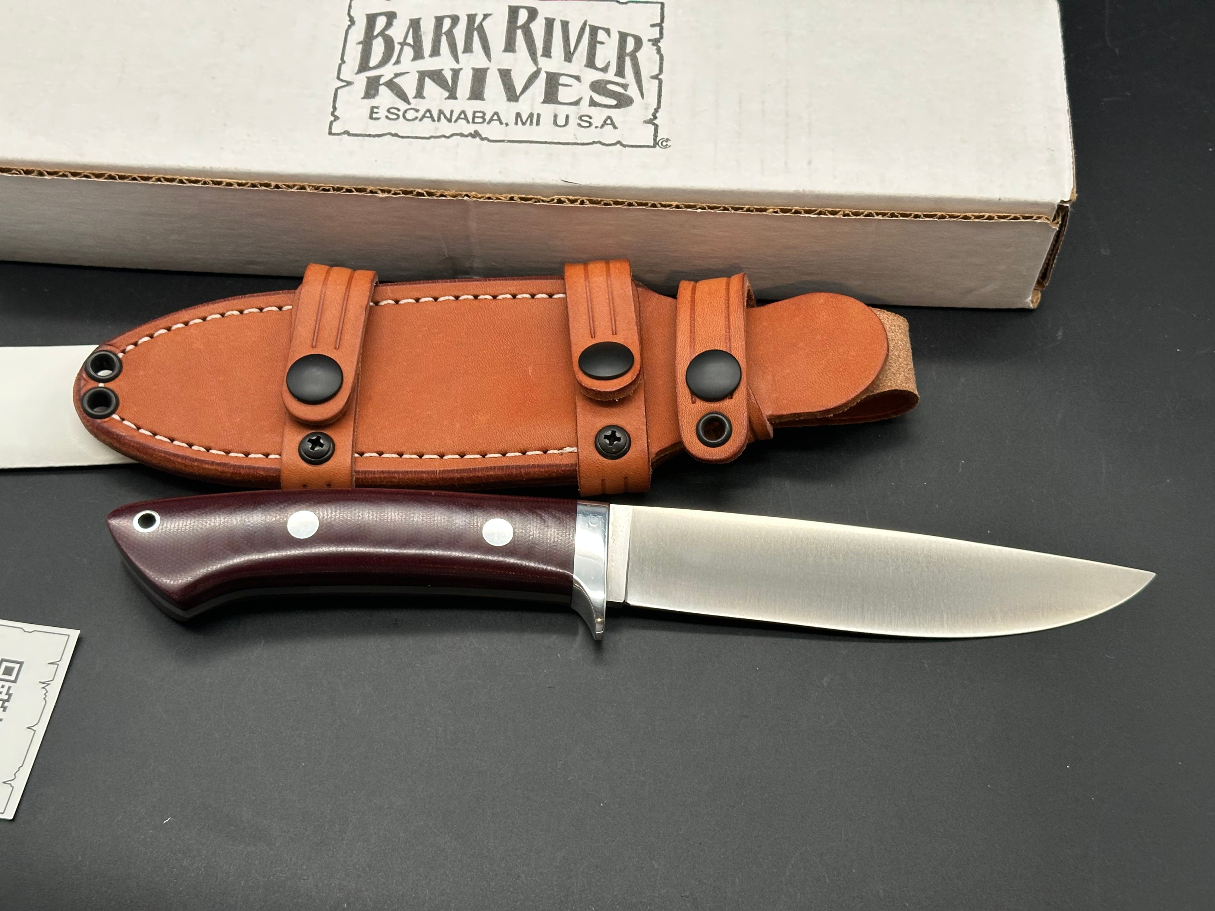 Bark River Wilderness Explorer Burgandy Micarta handle Cru Wear blade