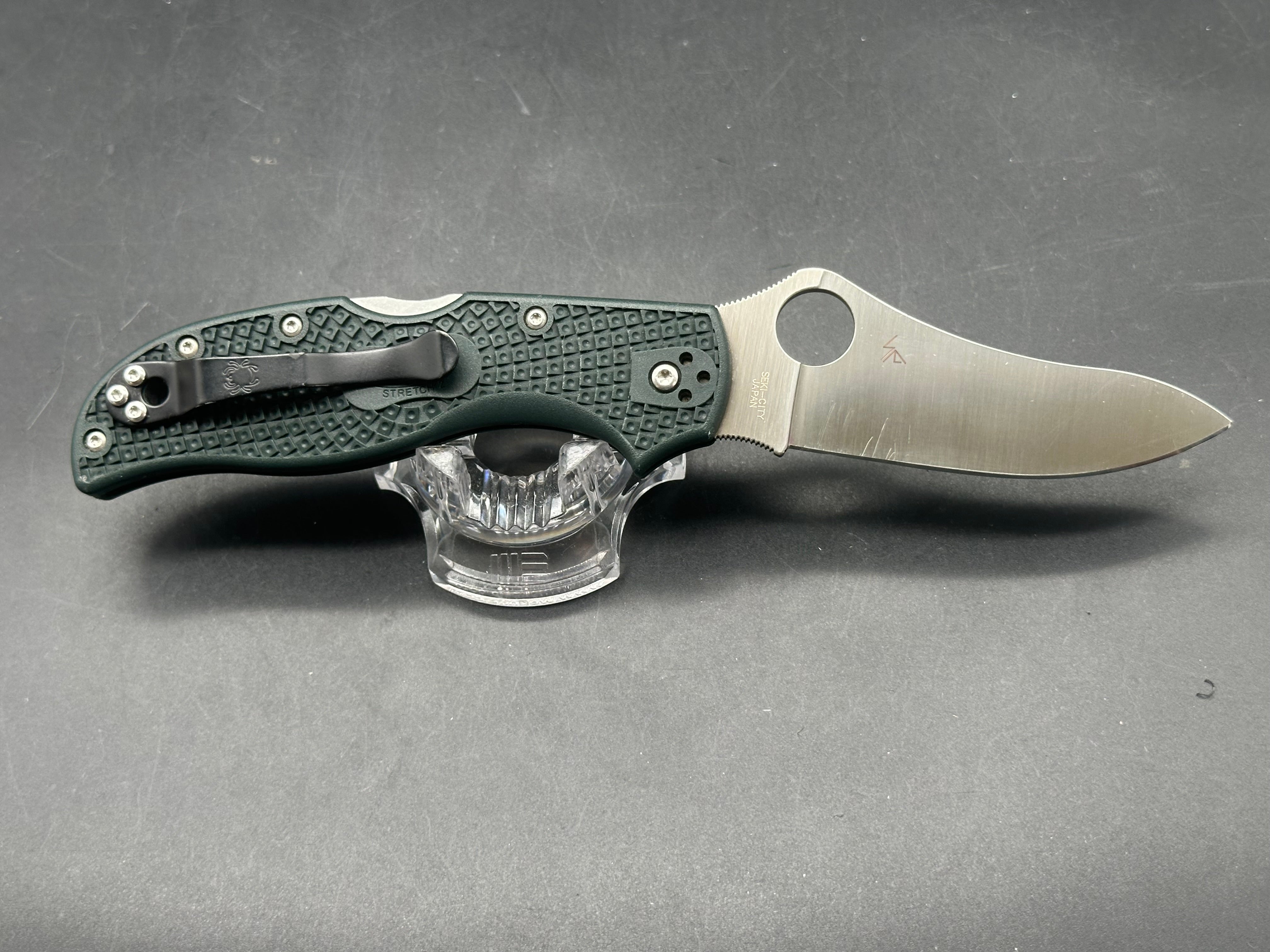 Spyderco Stretch 2 British Racing Green ZDP-189