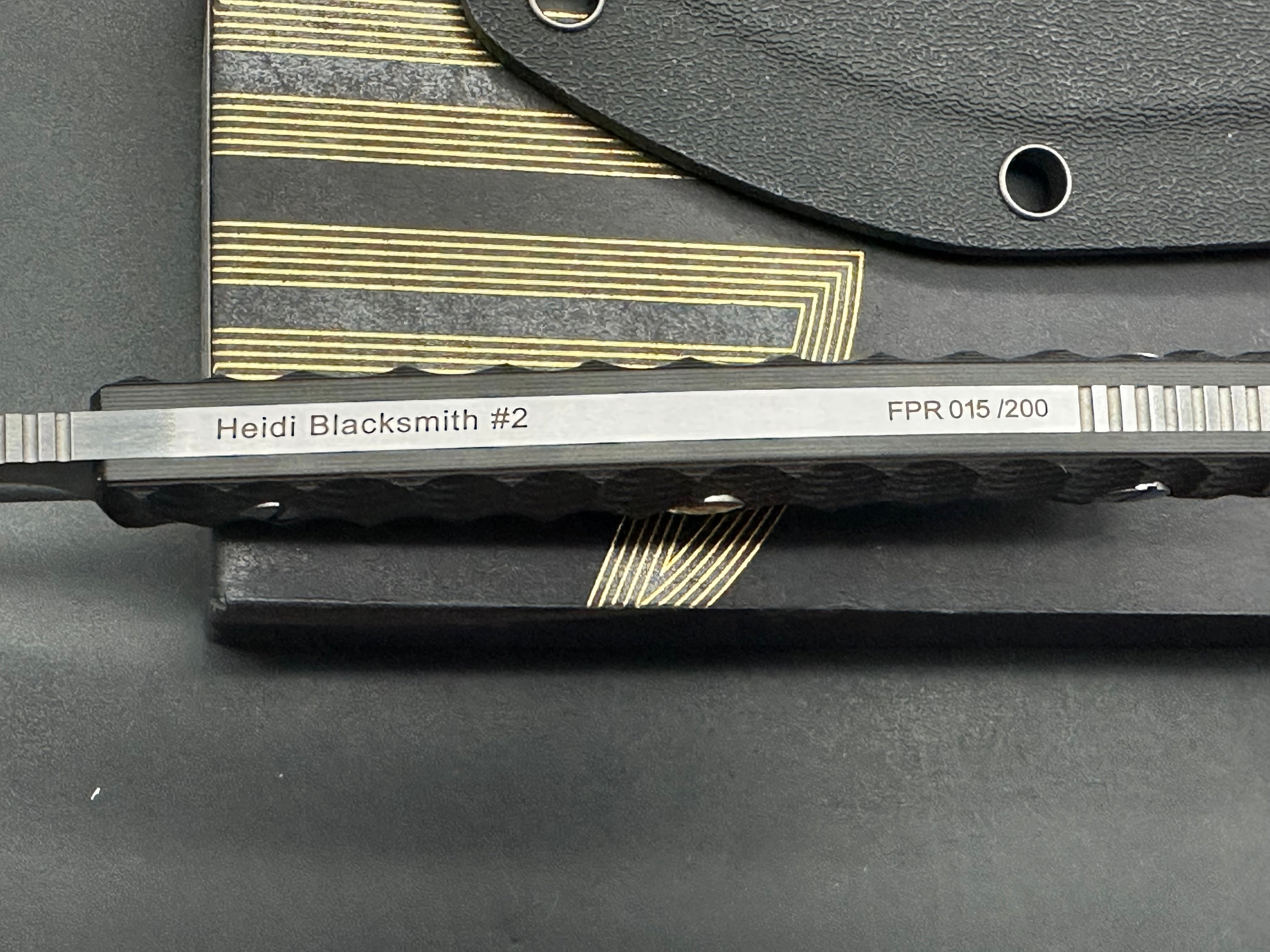 Bestech Heidi Blacksmith 2 - S35VN, Carbon Fiber Handle