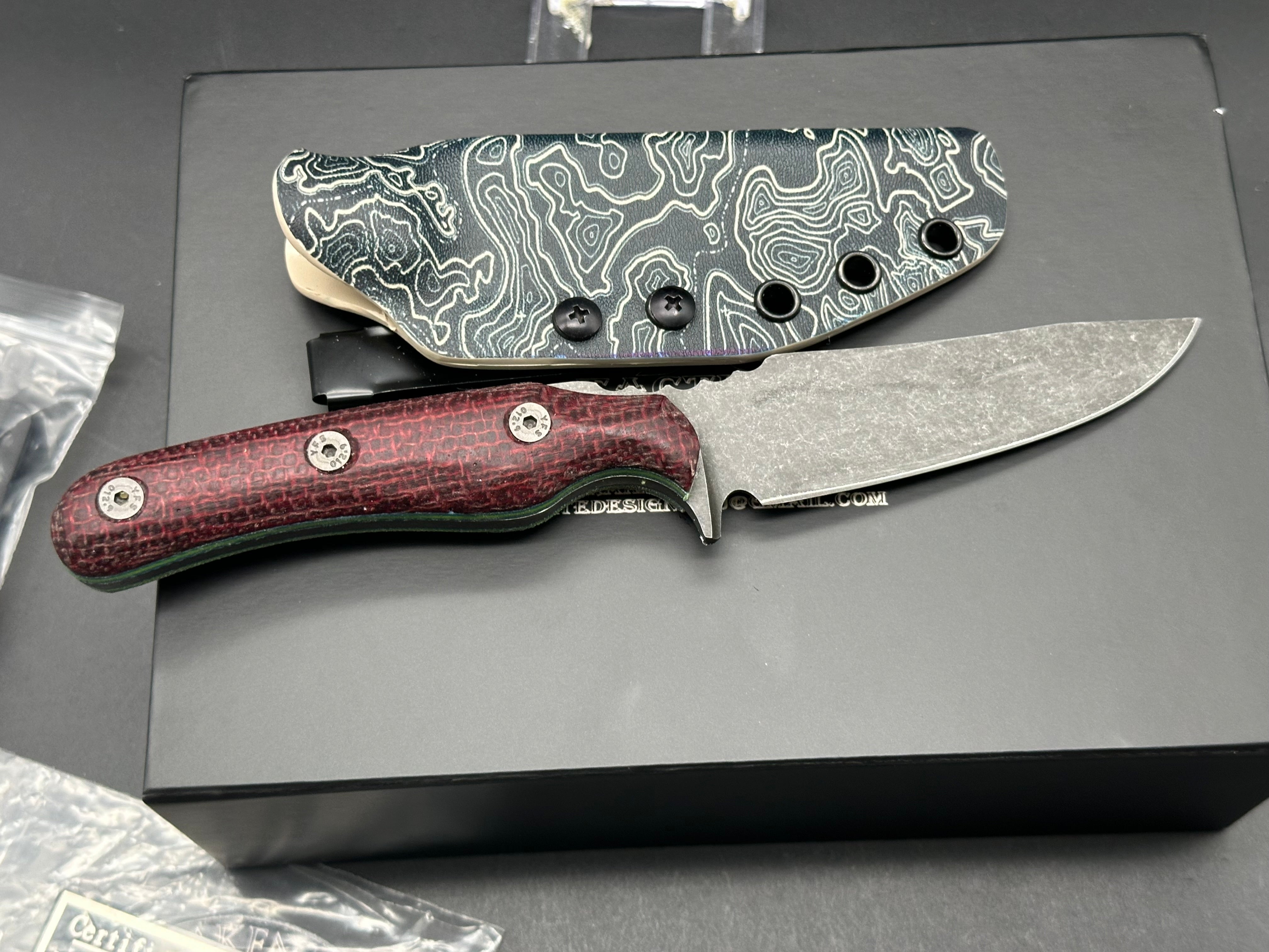 Kraken Stinger fixed blade red burlap micarta handle w/CPM-3V blade